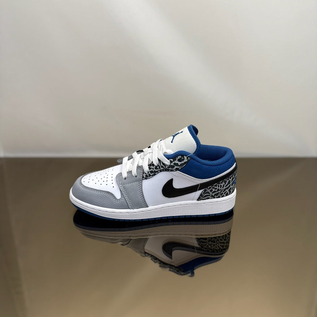 Jordan 1 Low SE True Blue (GS)