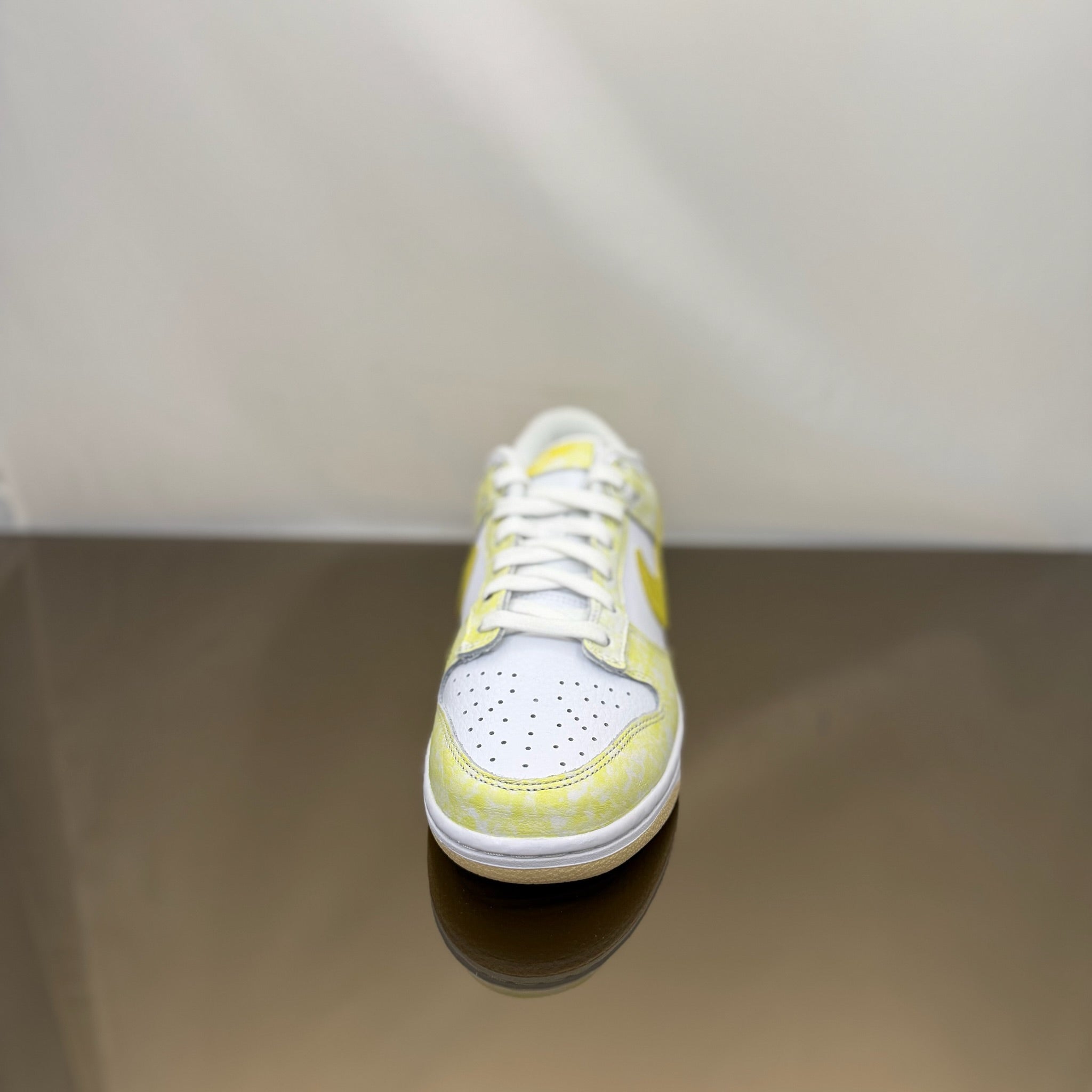 Nike Dunk Low Yellow Strike
