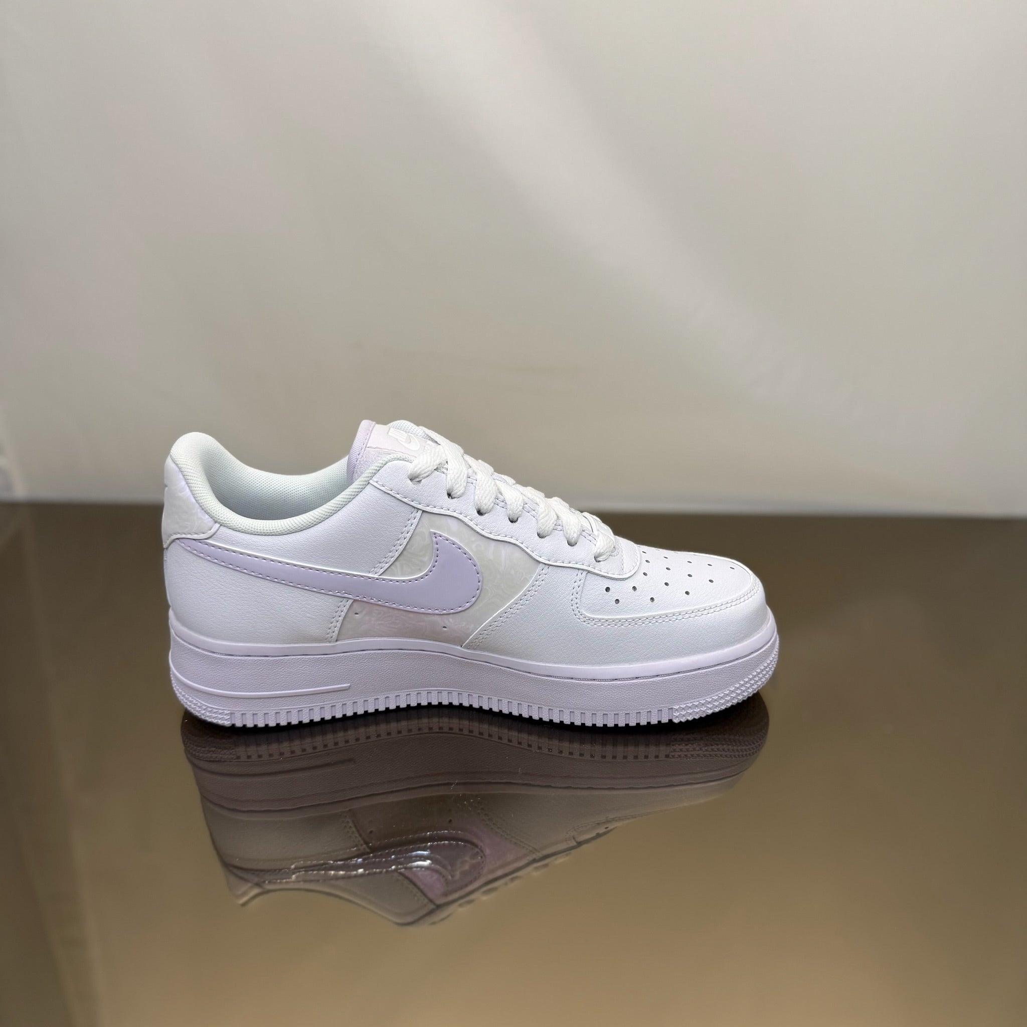 Nike Air Force 1 Low White Barely Grape