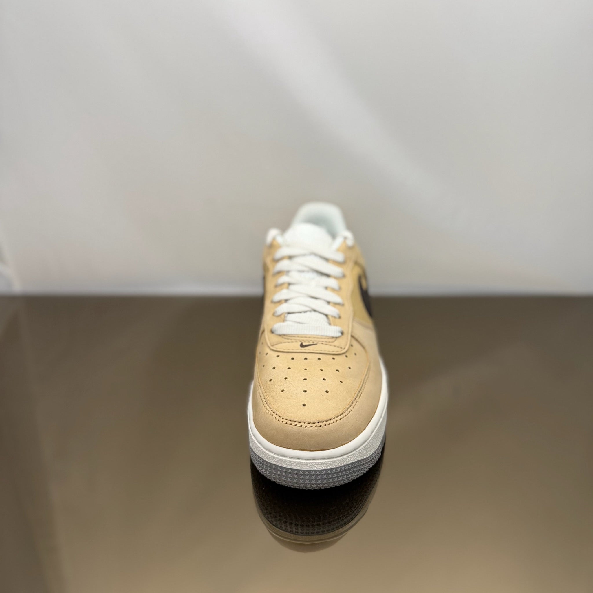Nike Air Force 1 Low Manchester Bee