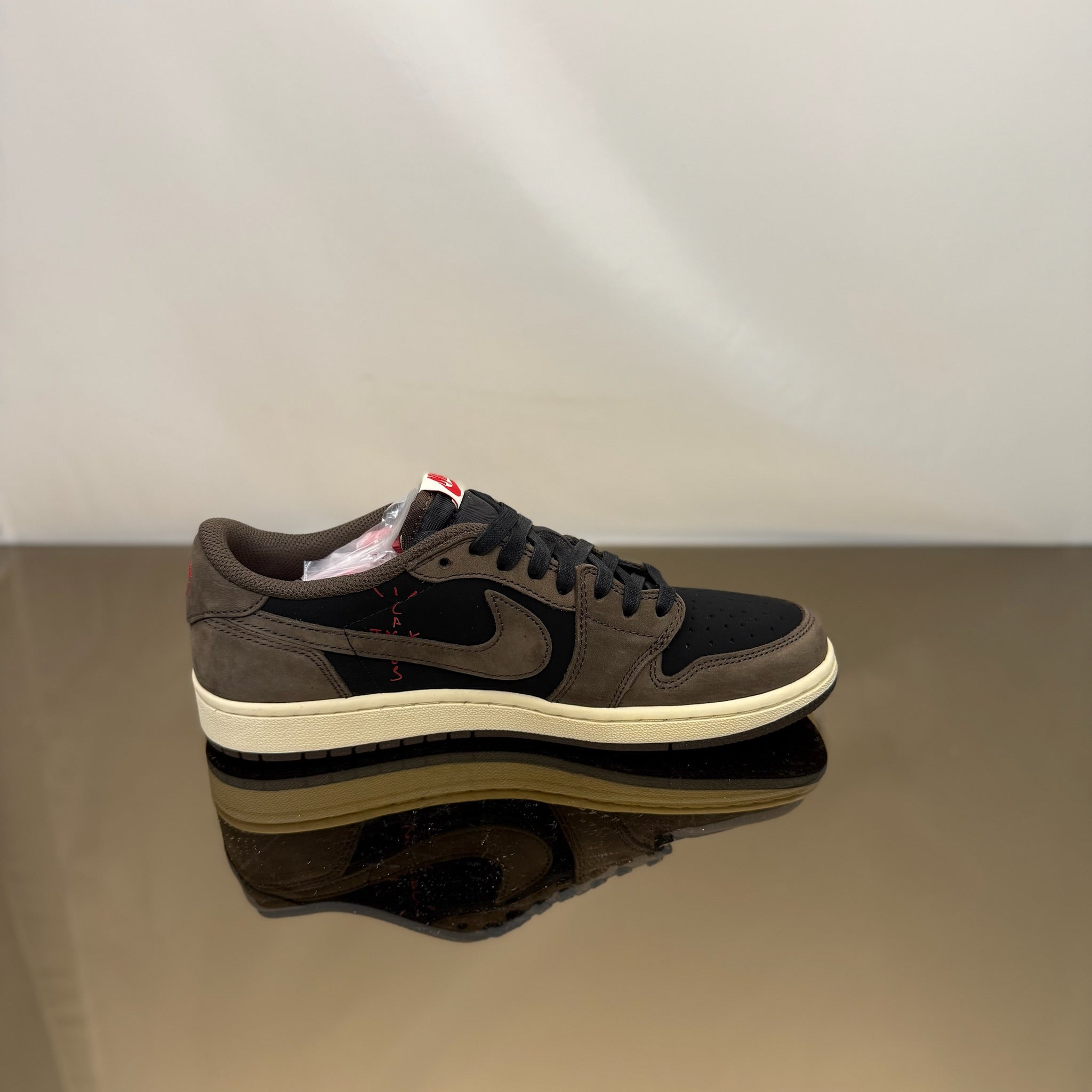 Jordan 1 Retro Low OG SP Travis Scott