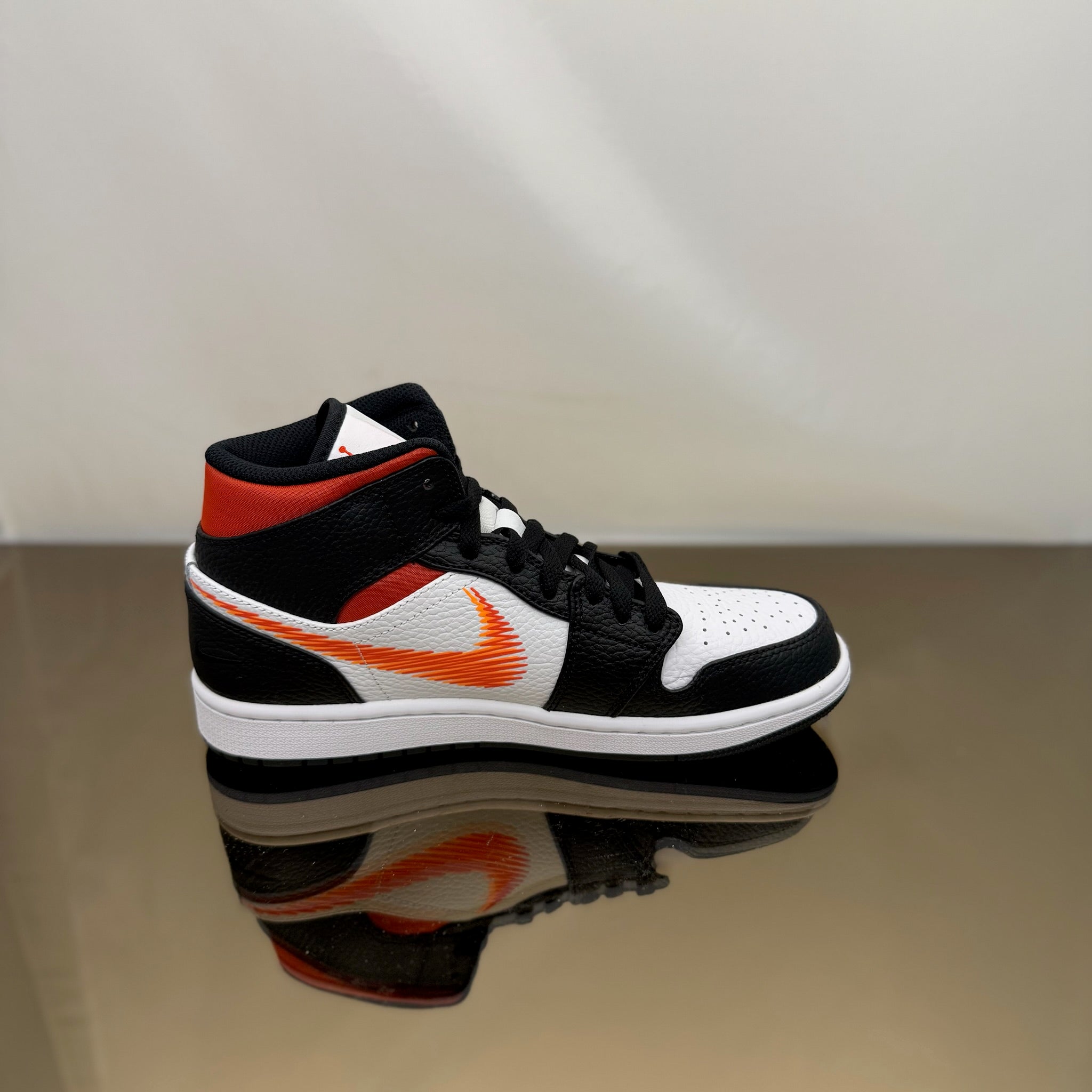 Nike Air Jordan 1 Mid Zig Zag