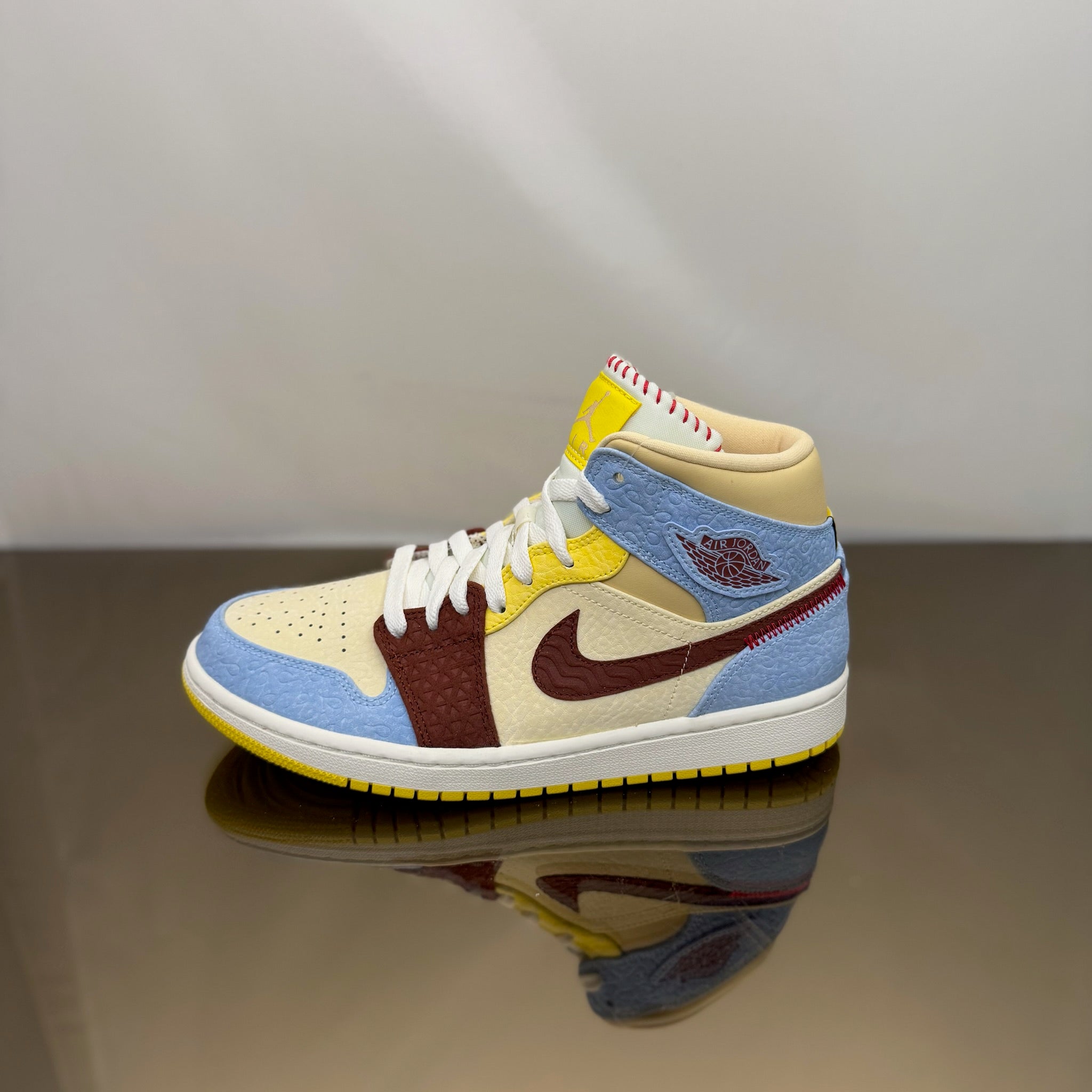 Jordan 1 Mid SE Fearless Maison Chateau Rouge
