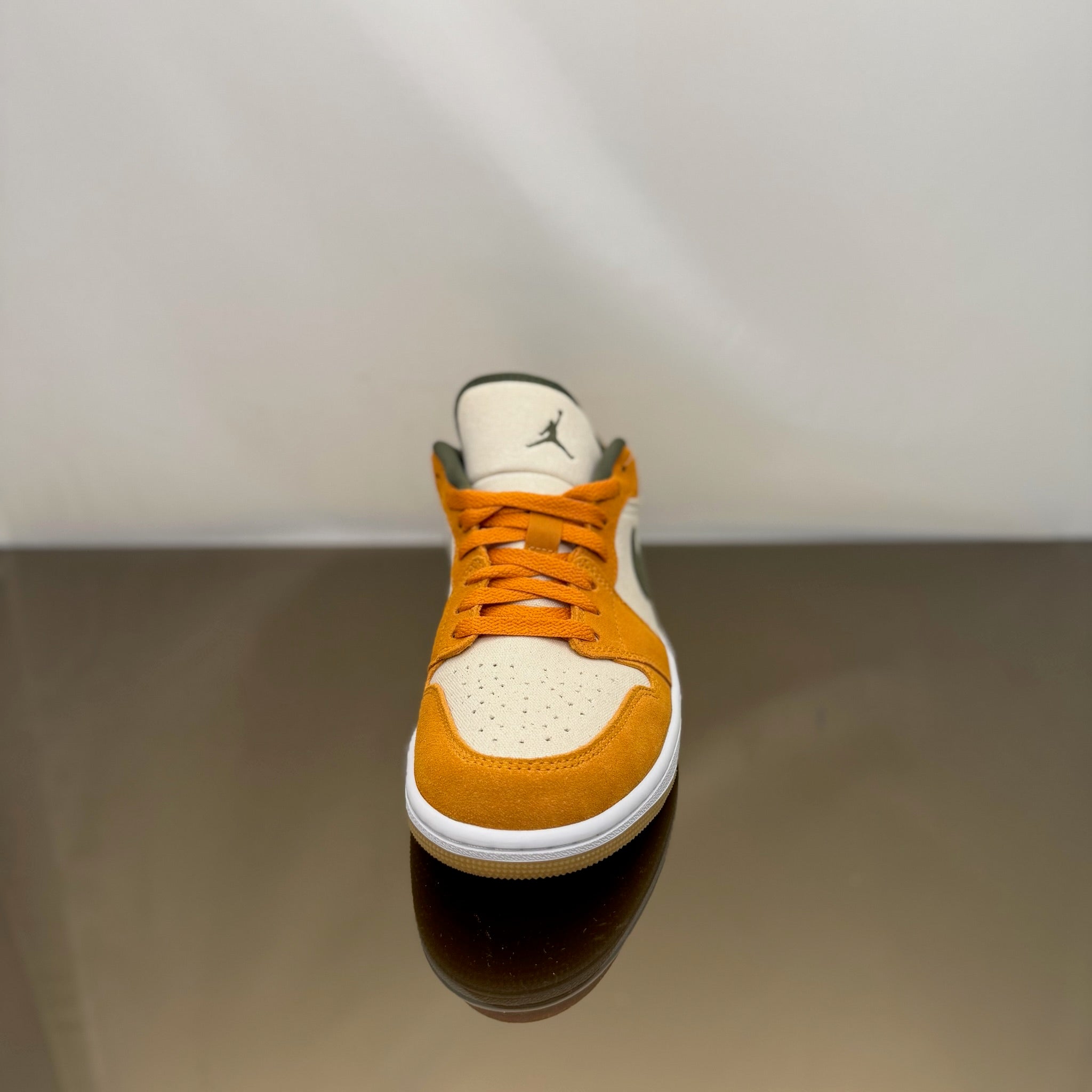 Jordan 1 Low SE Light Curry