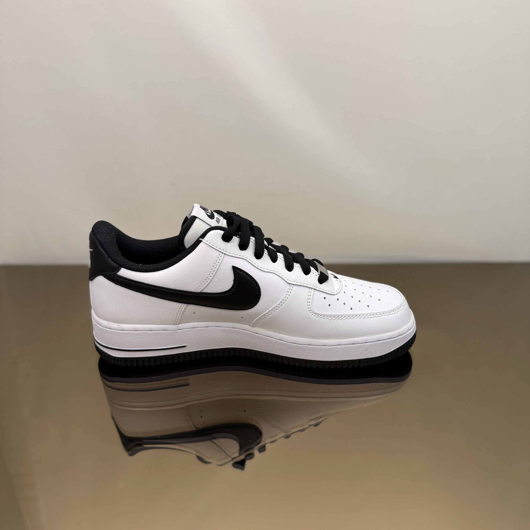 Nike Air Force 1 White/Black
