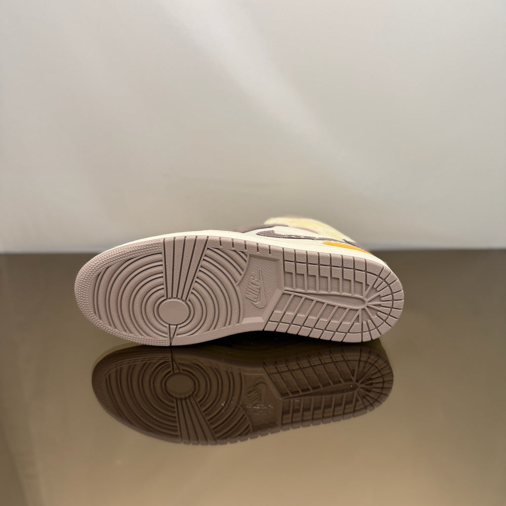 Air Jordan 1 Mid SE CraftTaupe Haze