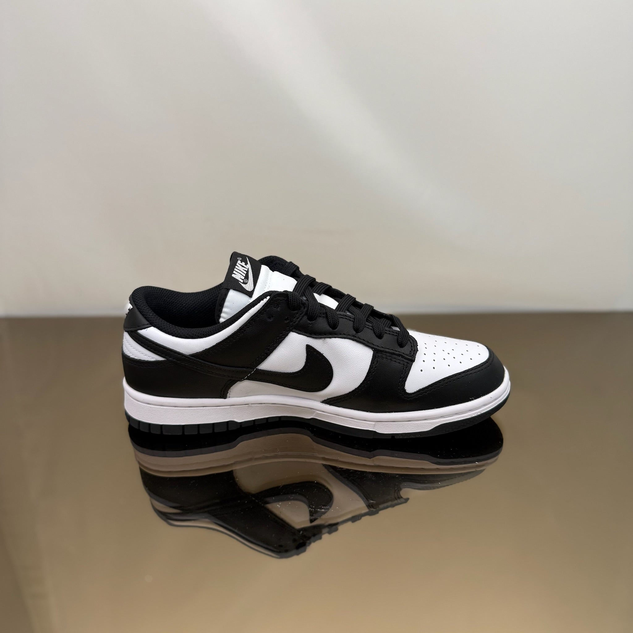 Nike Dunk Low Retro White Black Panda