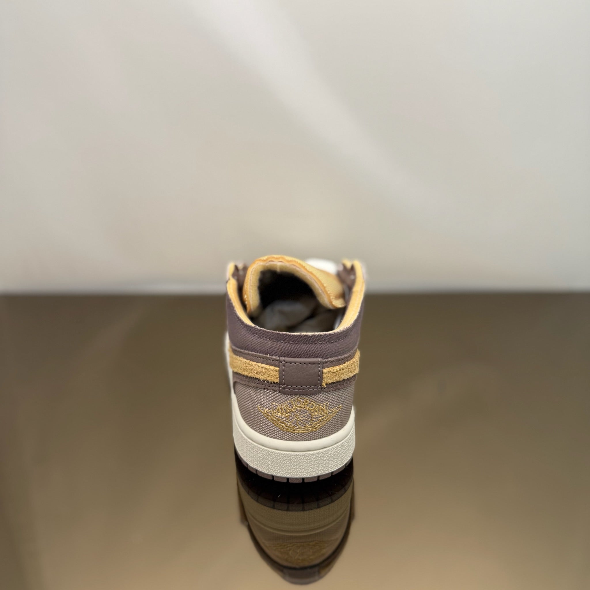 Jordan 1 Low SE Craft Taupe Haze