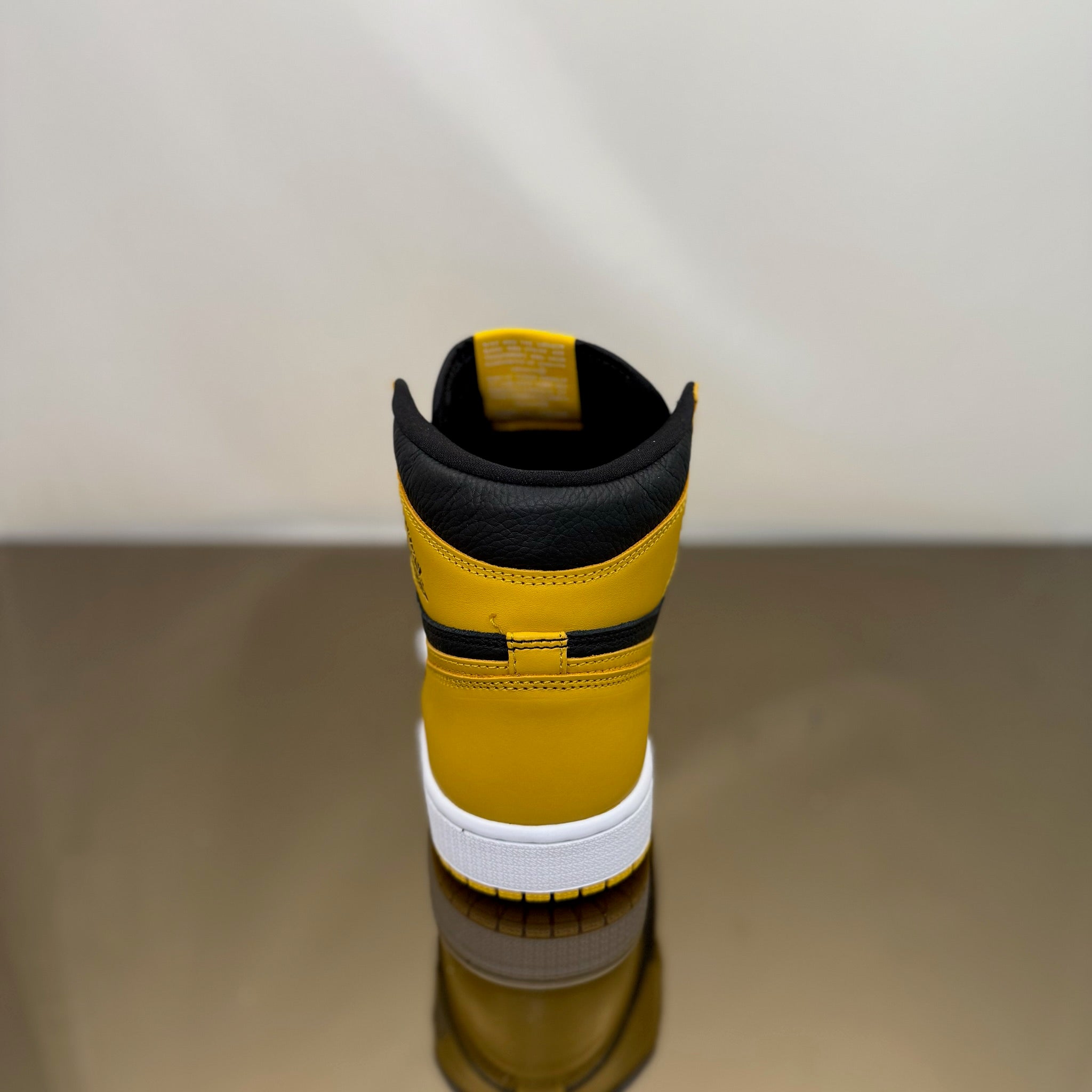 Jordan 1 Retro High Pollen