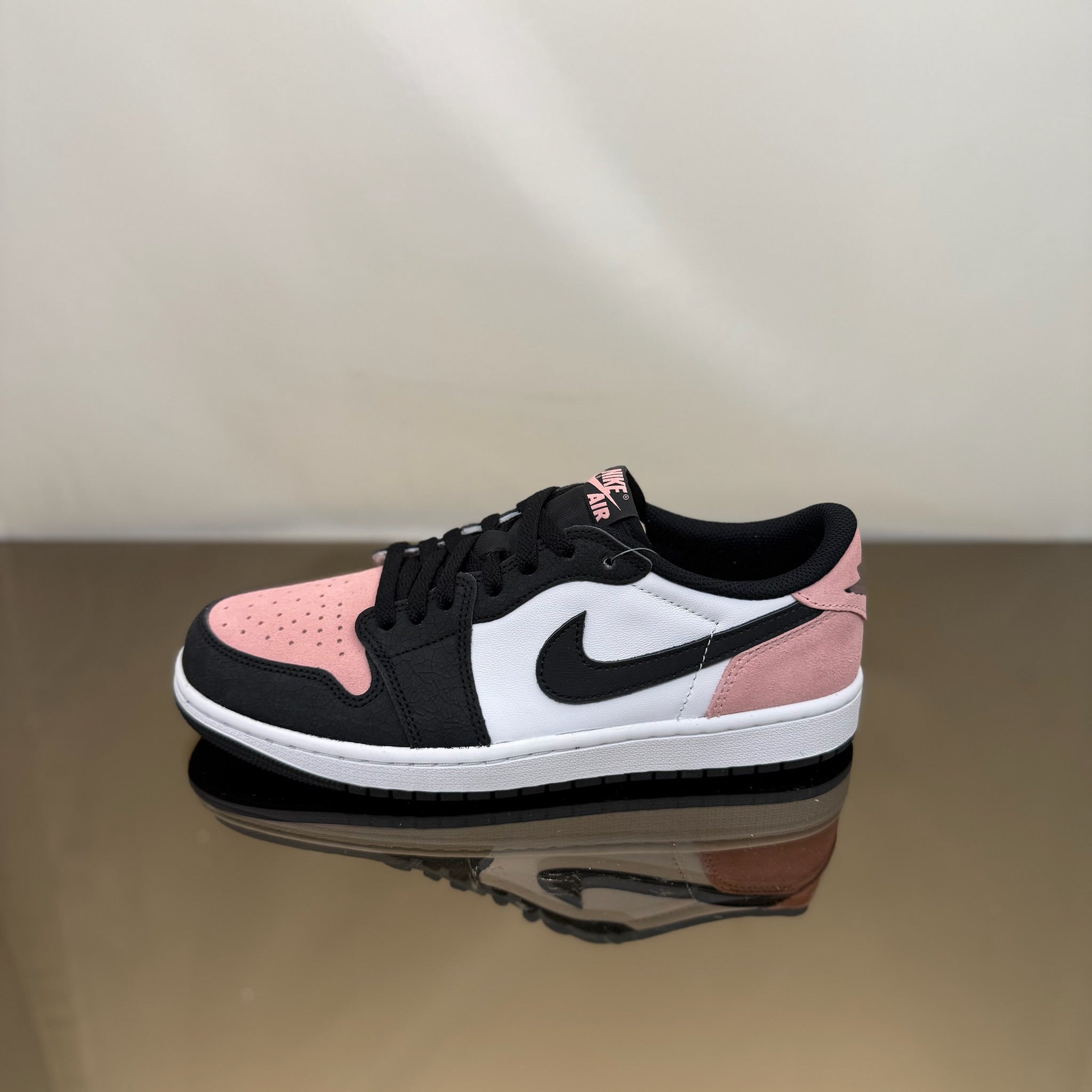 Jordan 1 Low OG Bleached Coral