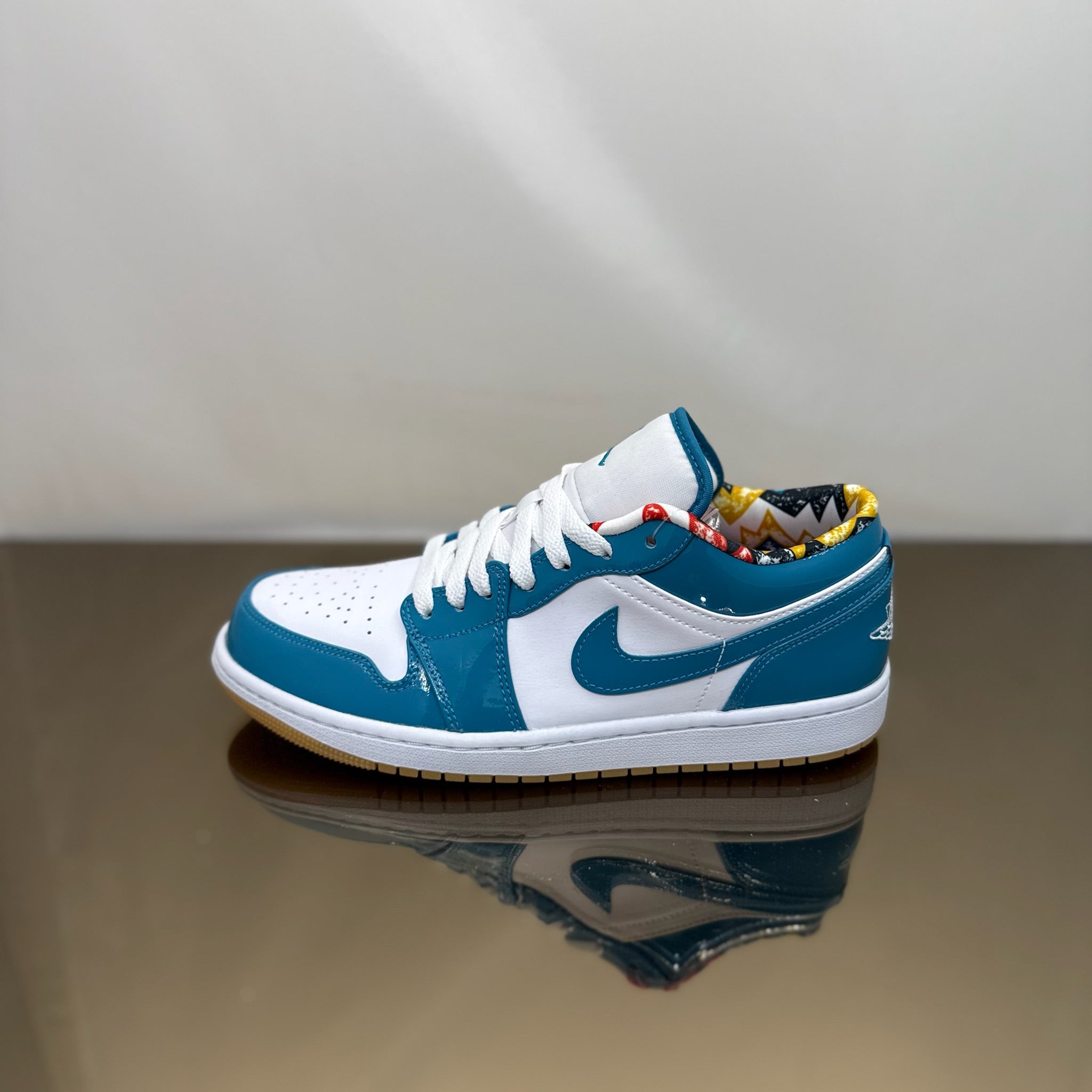 Jordan 1 Low SE Barcelona Cyber Teal