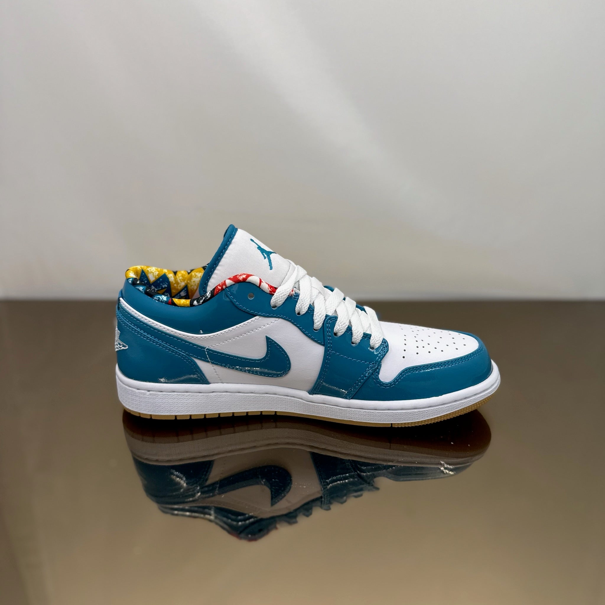 Jordan 1 Low SE Barcelona Cyber Teal