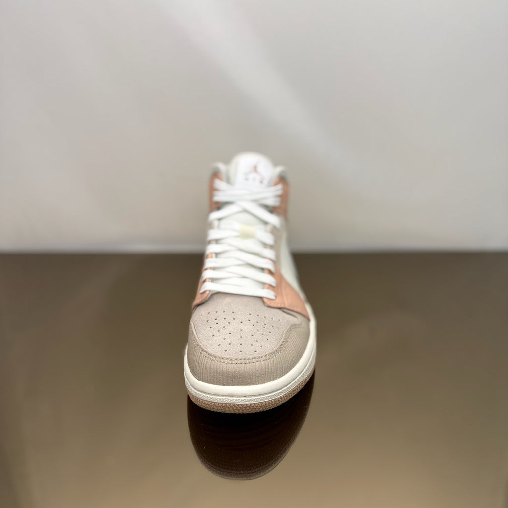 Jordan 1 Mid Milan