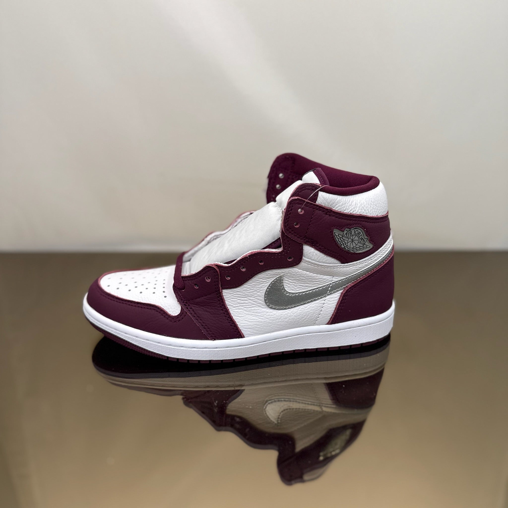 Jordan 1 Retro High OG Bordeaux