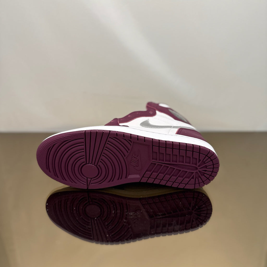 Jordan 1 Retro High OG Bordeaux