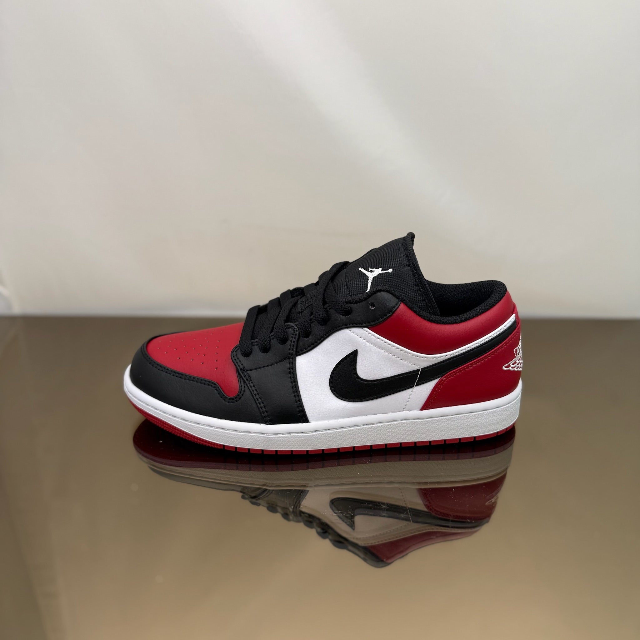 Jordan 1 Low Bred Toe