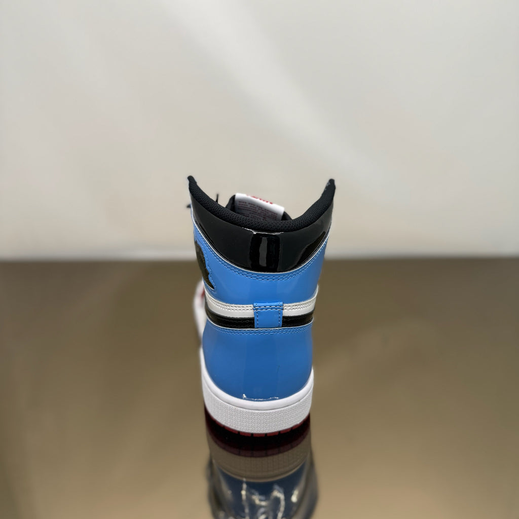 Jordan 1 Retro High OG Fearless UNC Chicago