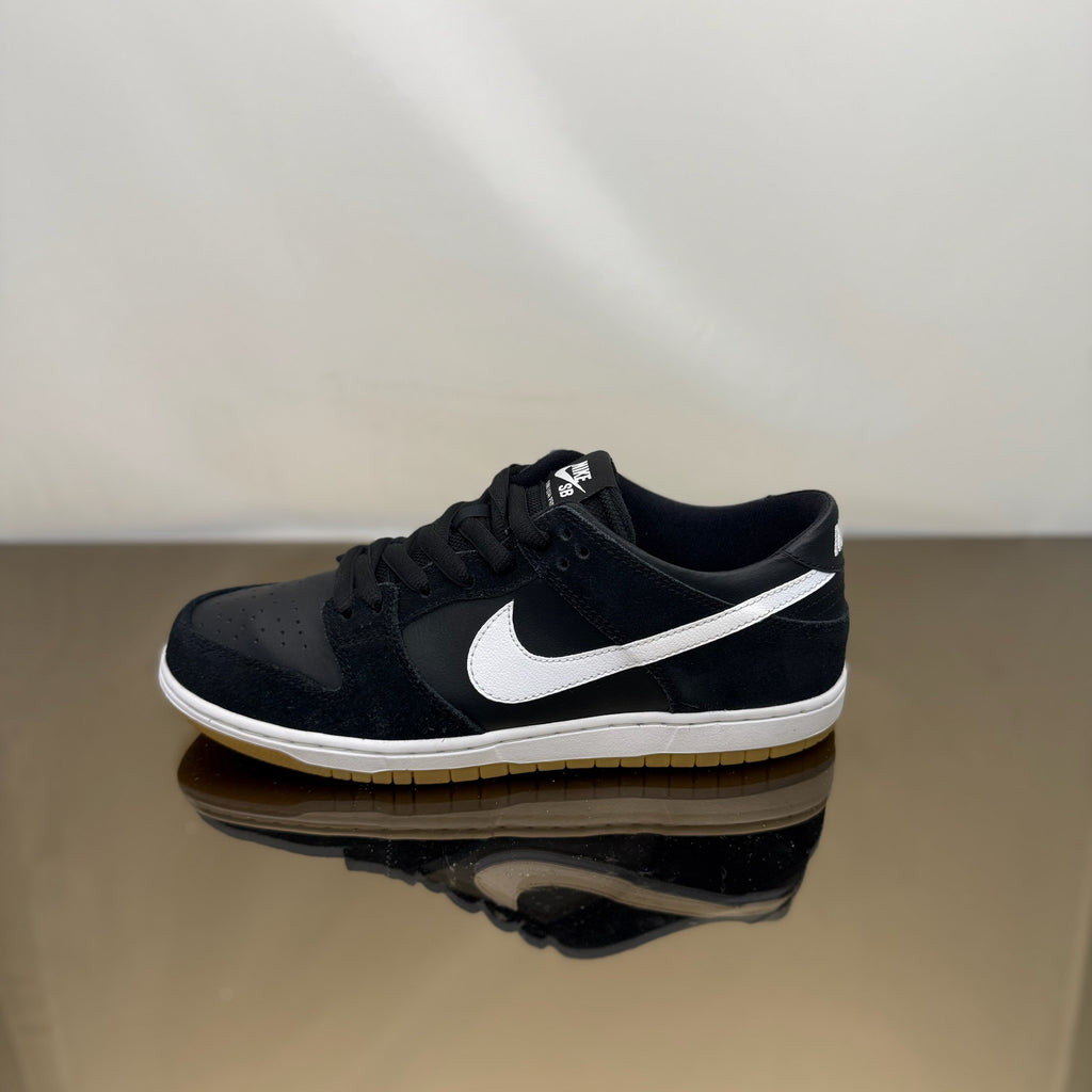 Nike SB Dunk Low Black White Gum