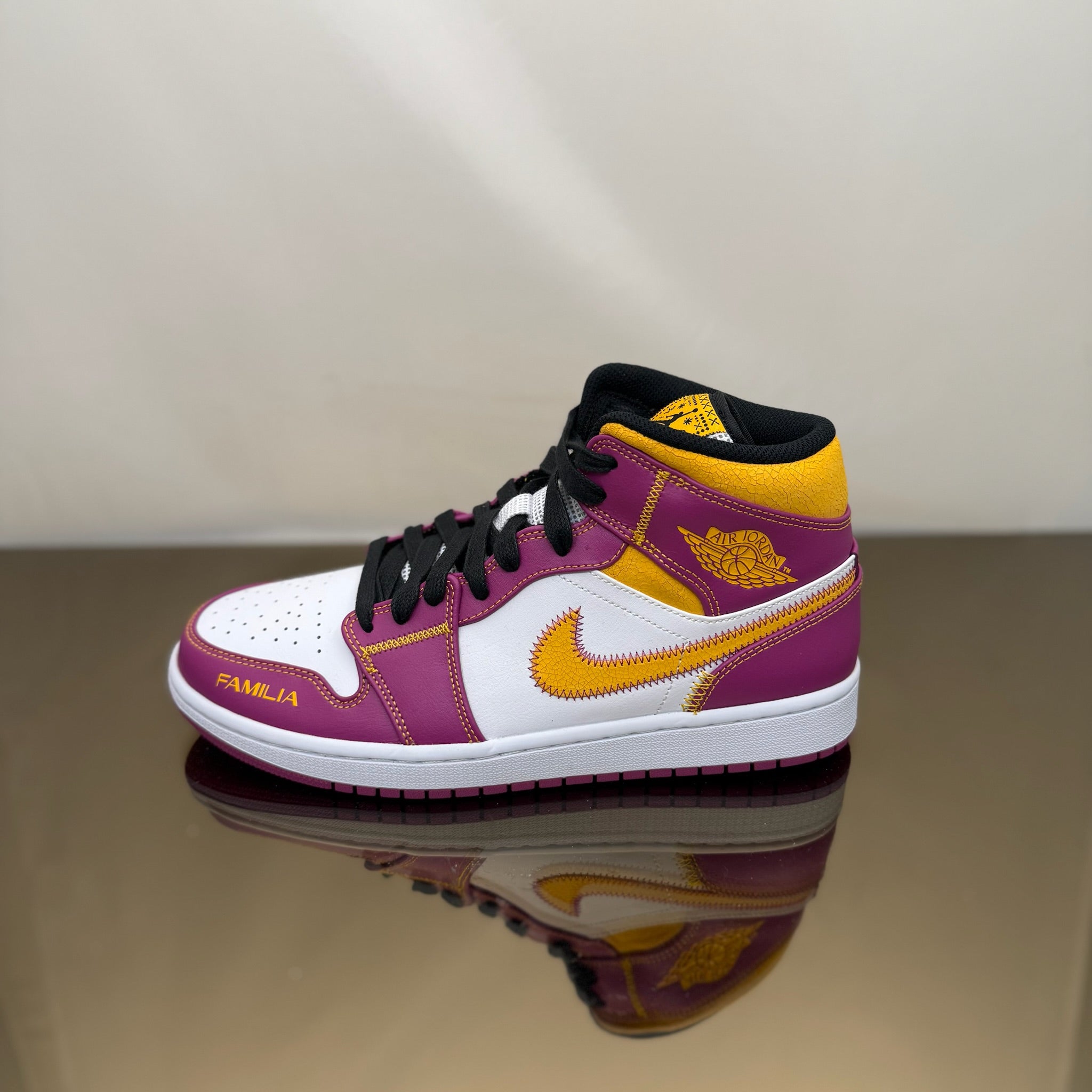 Jordan 1 Mid Dia de los Muertos
