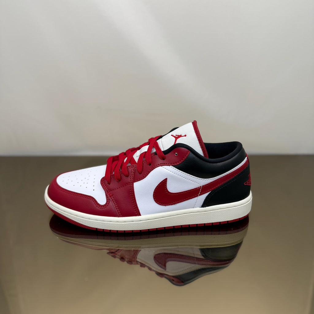 Jordan 1 Low Reverse Black Toe (W)