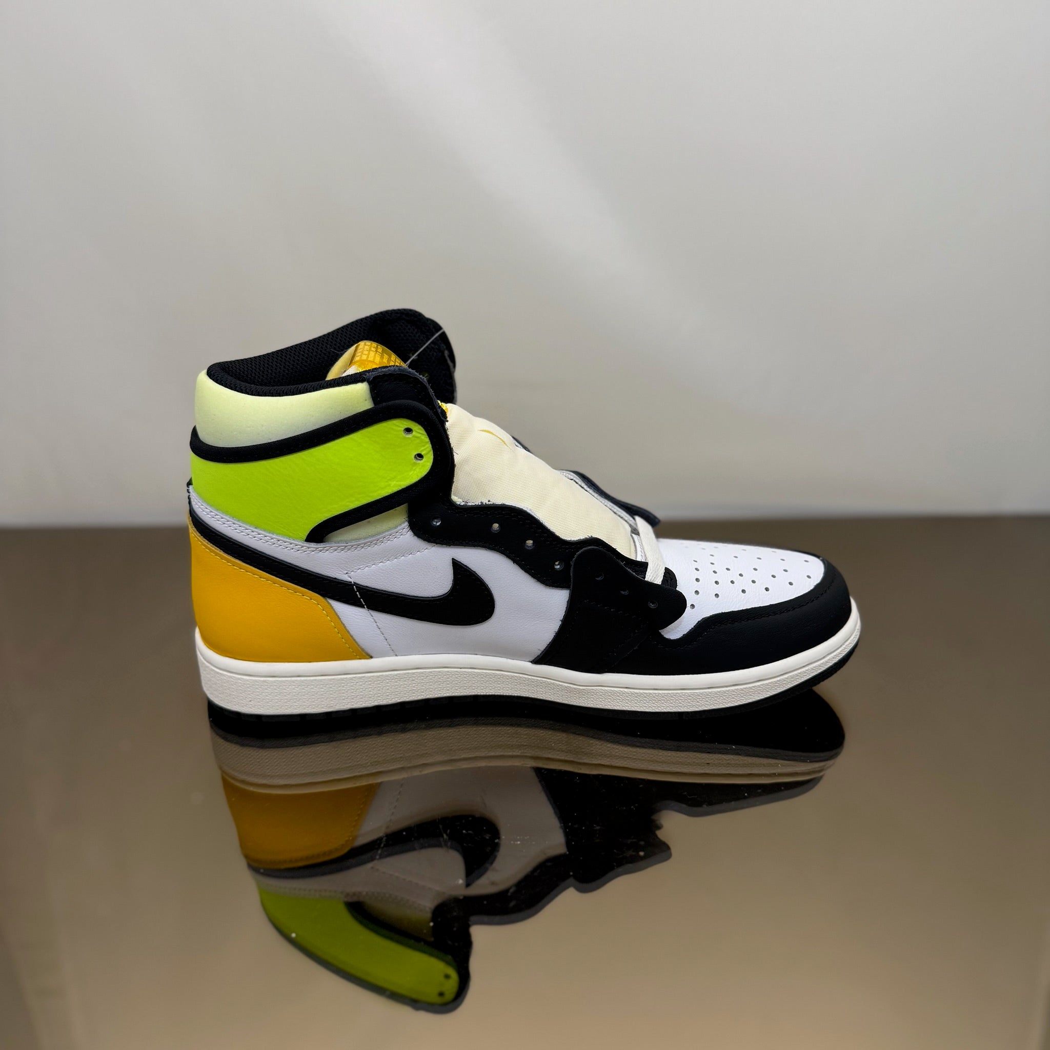 Jordan 1 Retro High White Black Volt University Gold