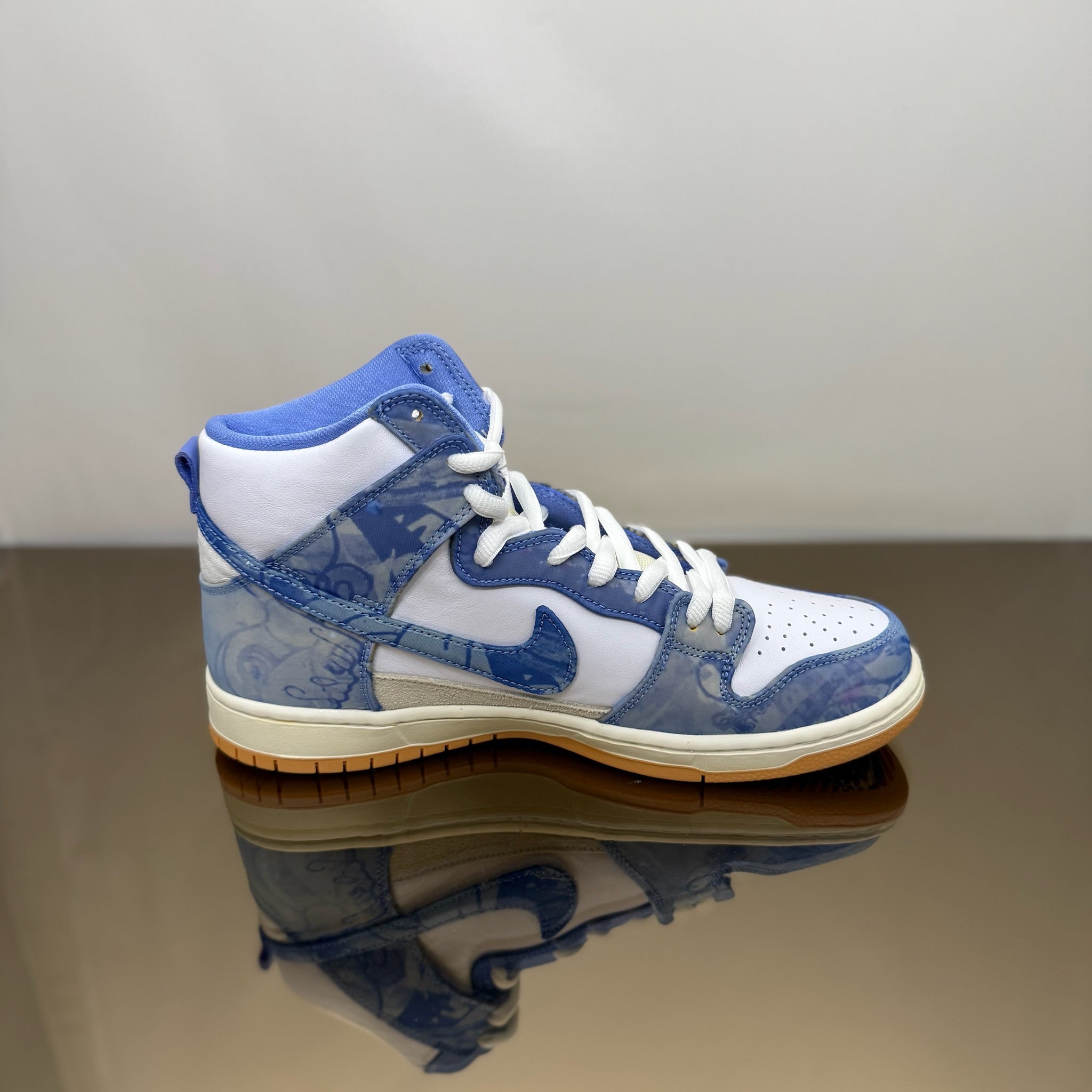 Nike SB Dunk High Carpet Company