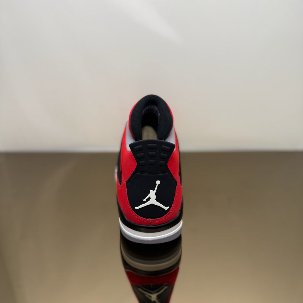 Jordan 4 Retro Toro Bravo