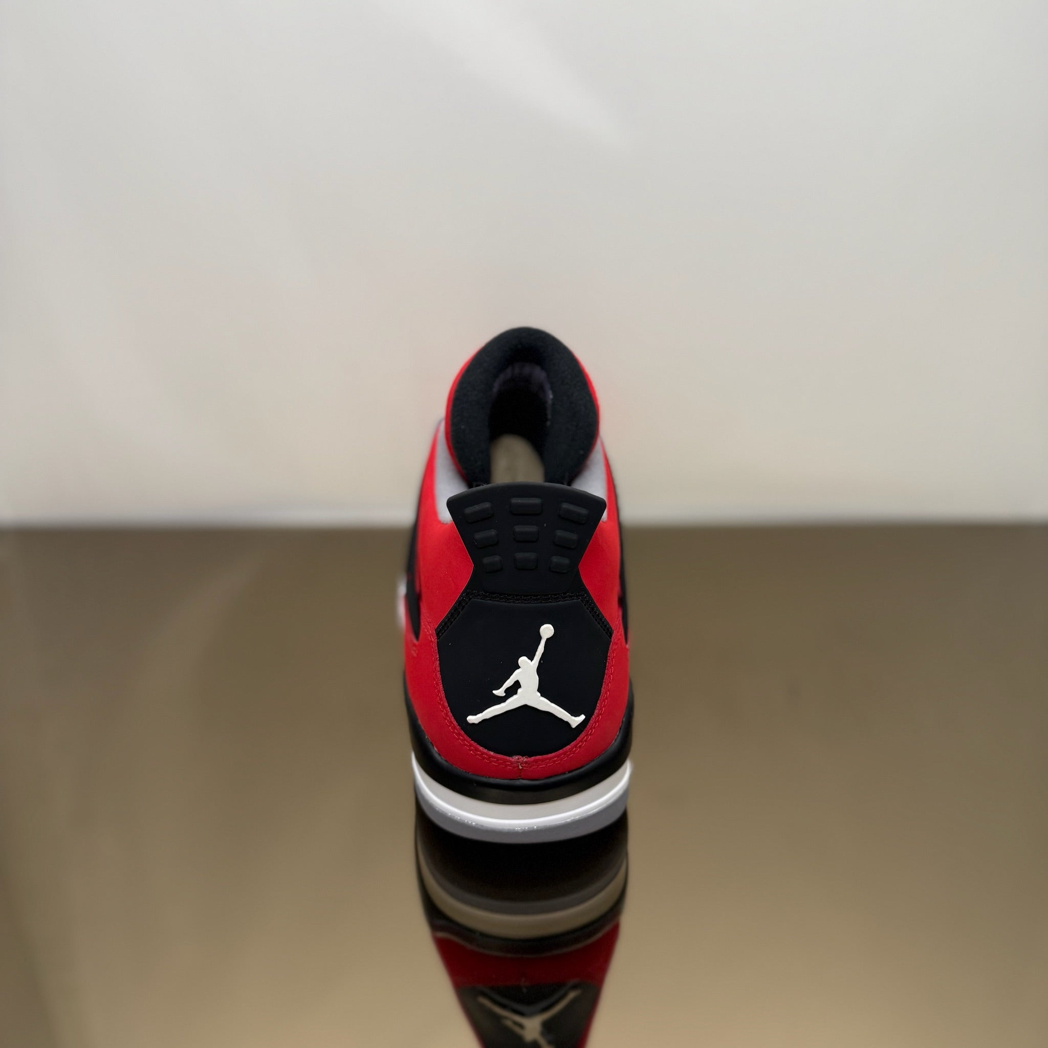 Jordan 4 Retro Toro Bravo