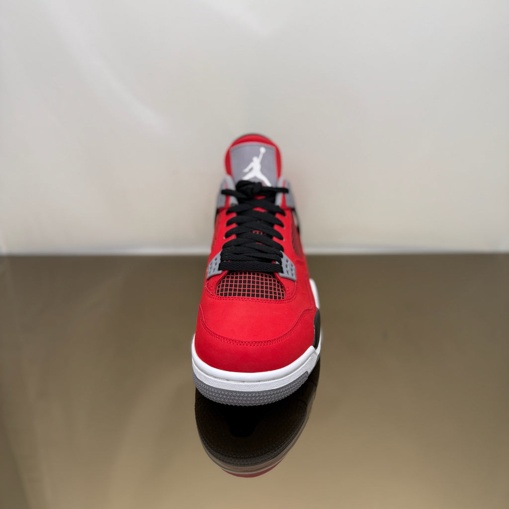 Jordan 4 Retro Toro Bravo