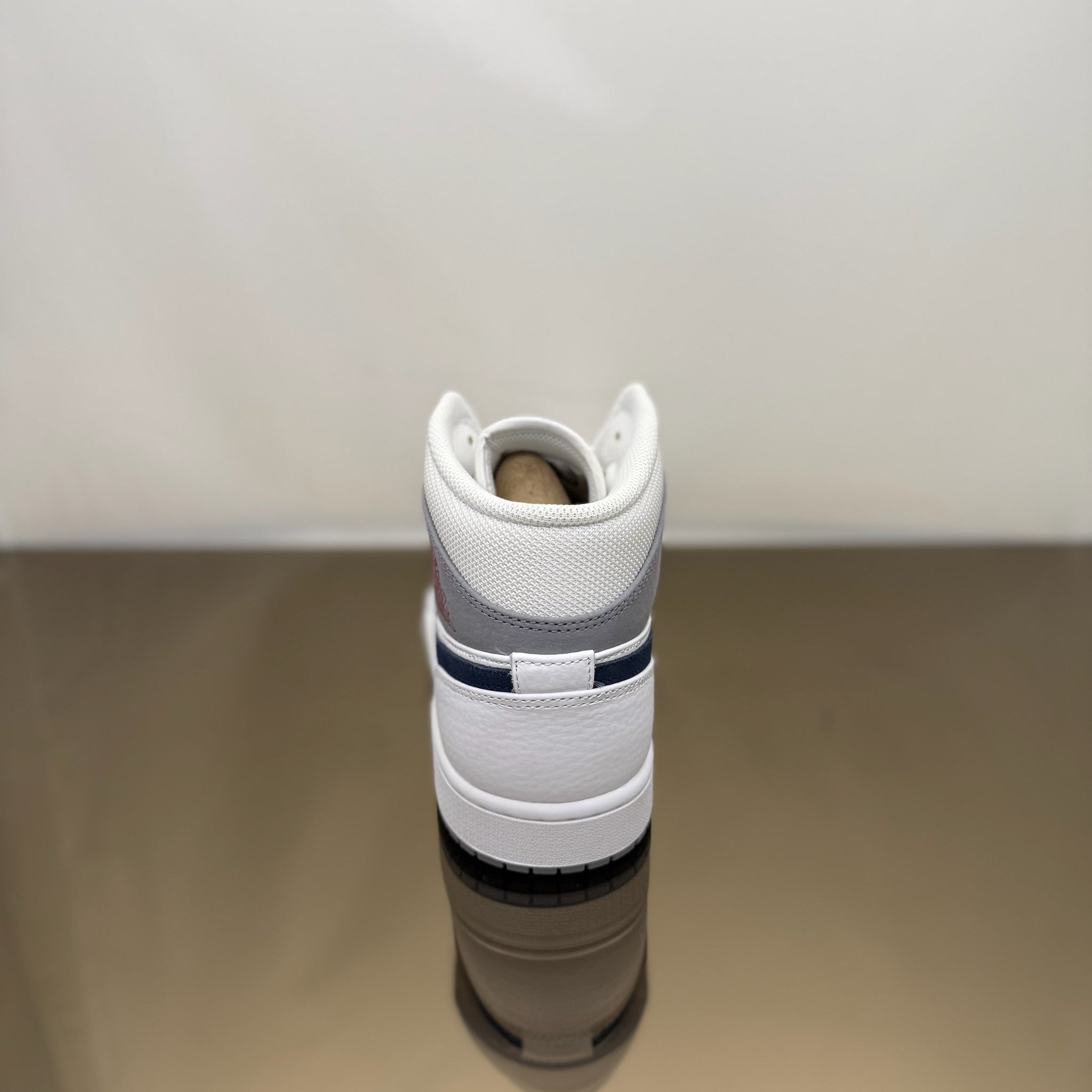 Jordan 1 Mid Paris White