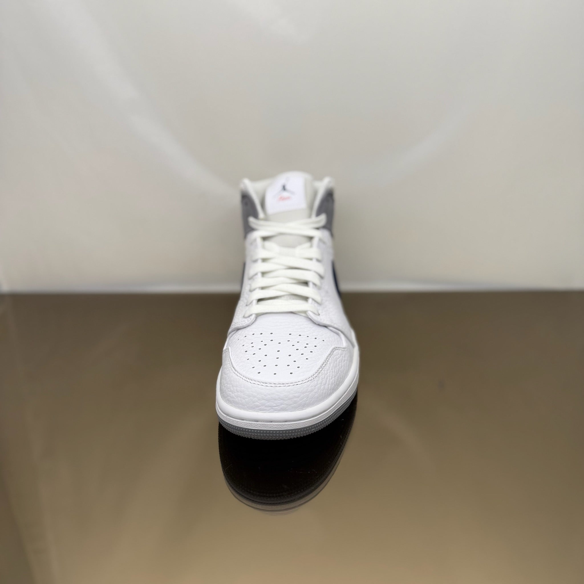 Jordan 1 Mid Paris White