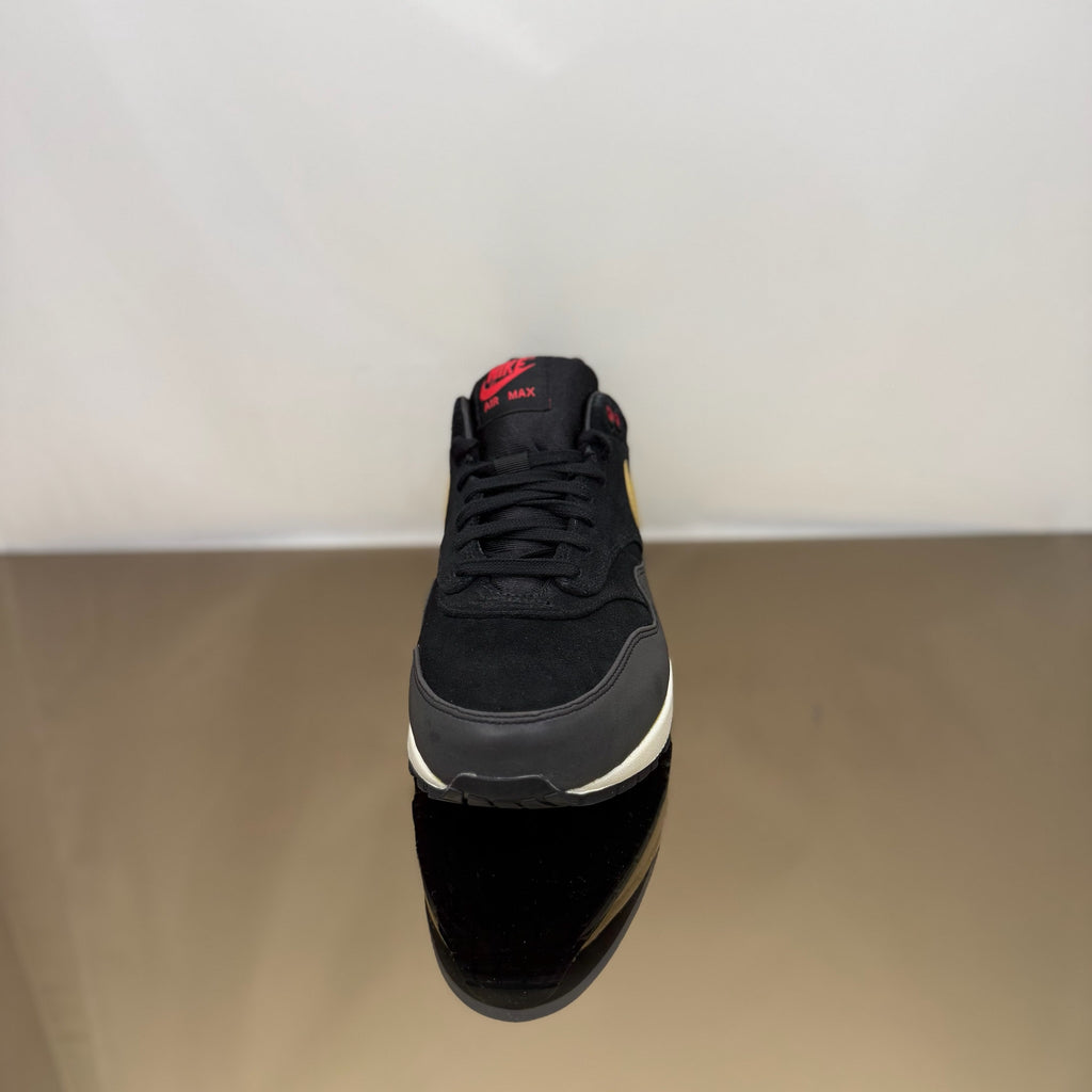 Nike Air Max 1 Gold Hyper Red