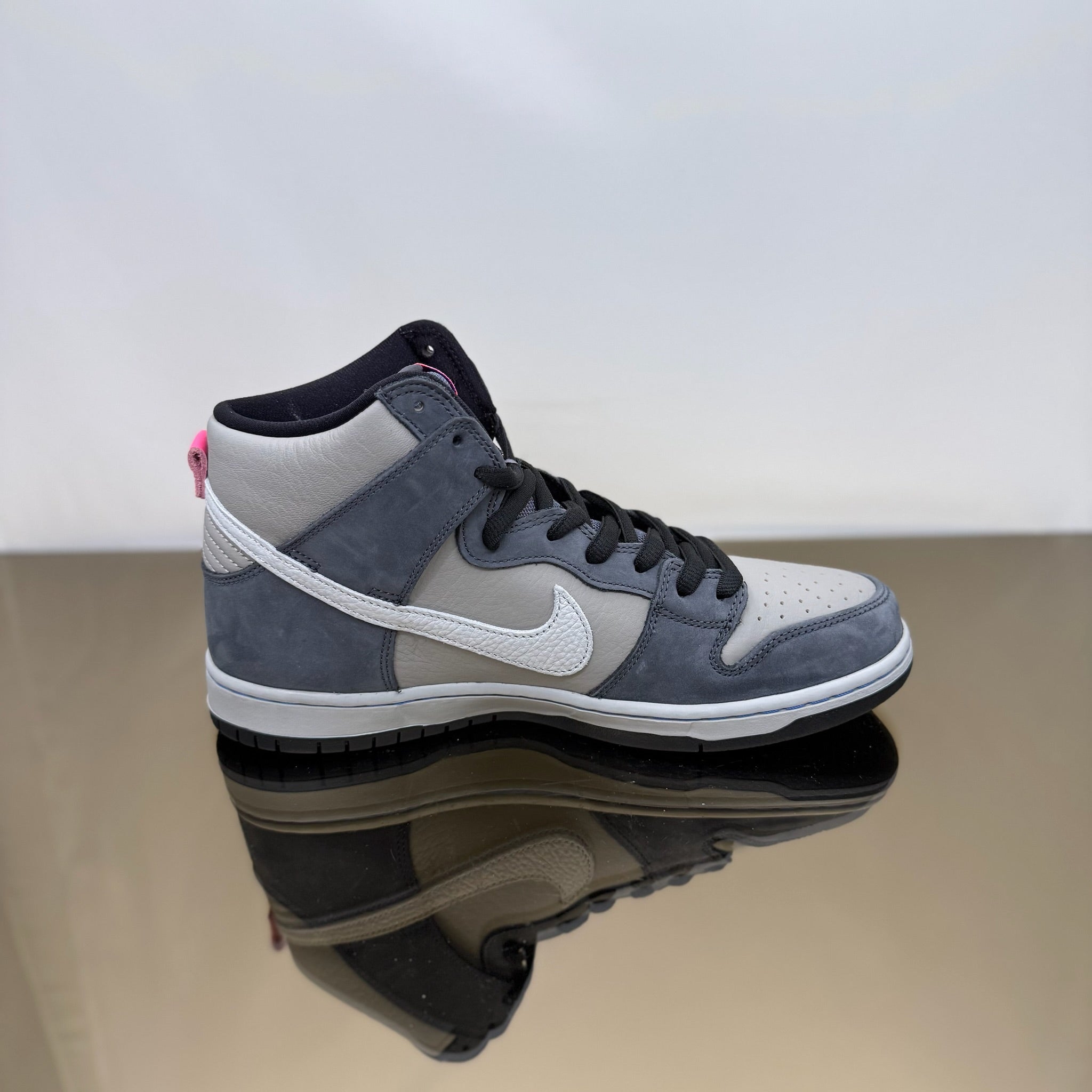 Nike SB Dunk High Pro Medium Grey Pink