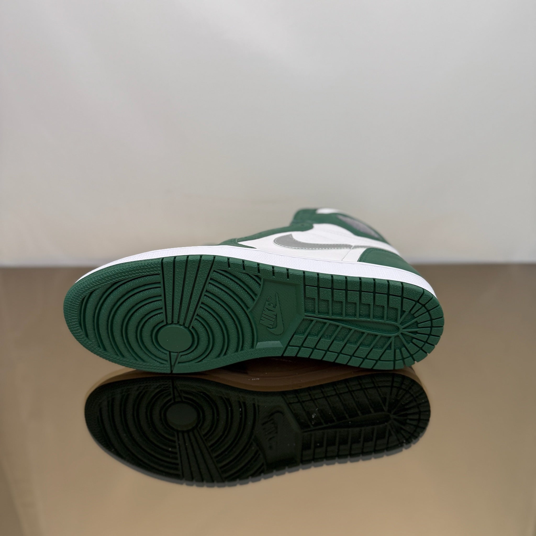 Jordan 1 Retro High OG Gorge Green
