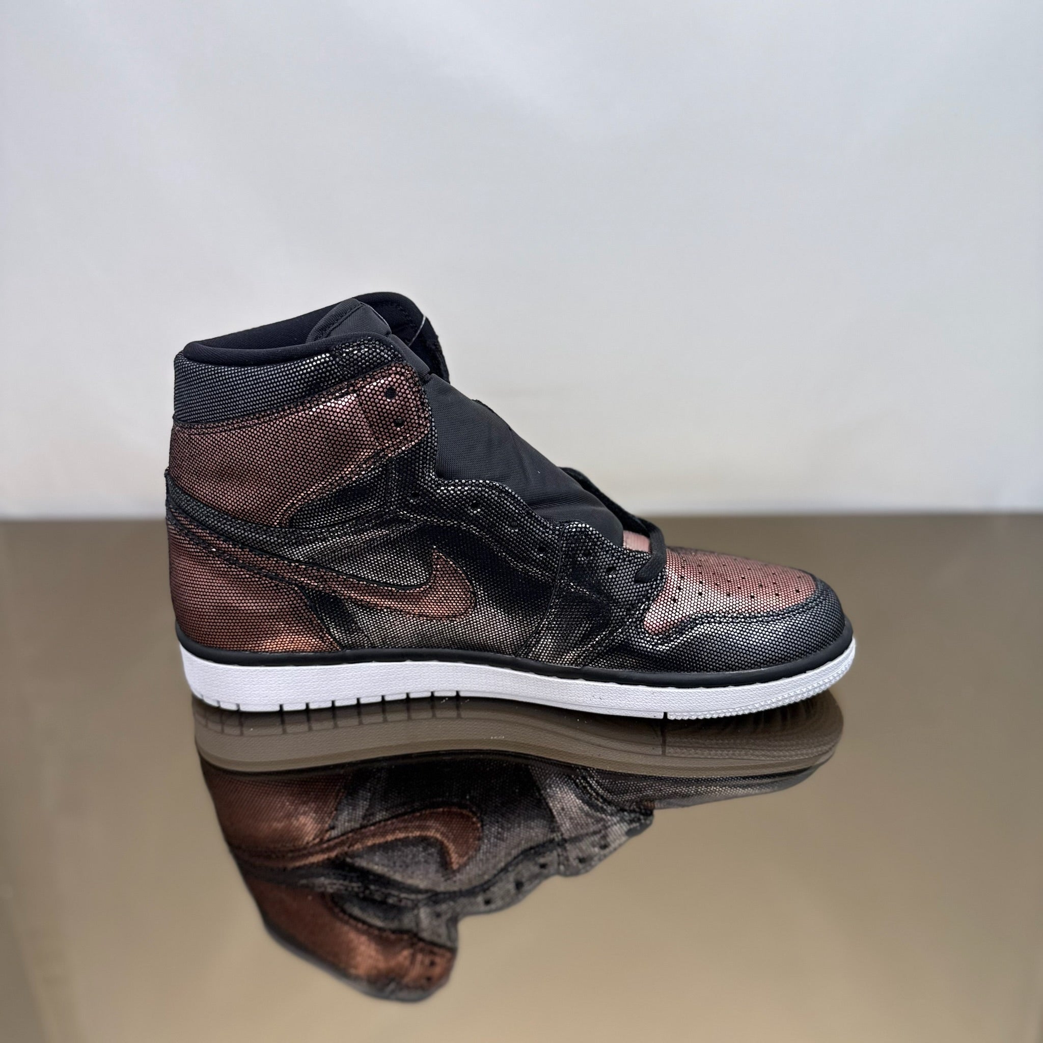 Jordan 1 Retro High Fearless Metallic Rose Gold