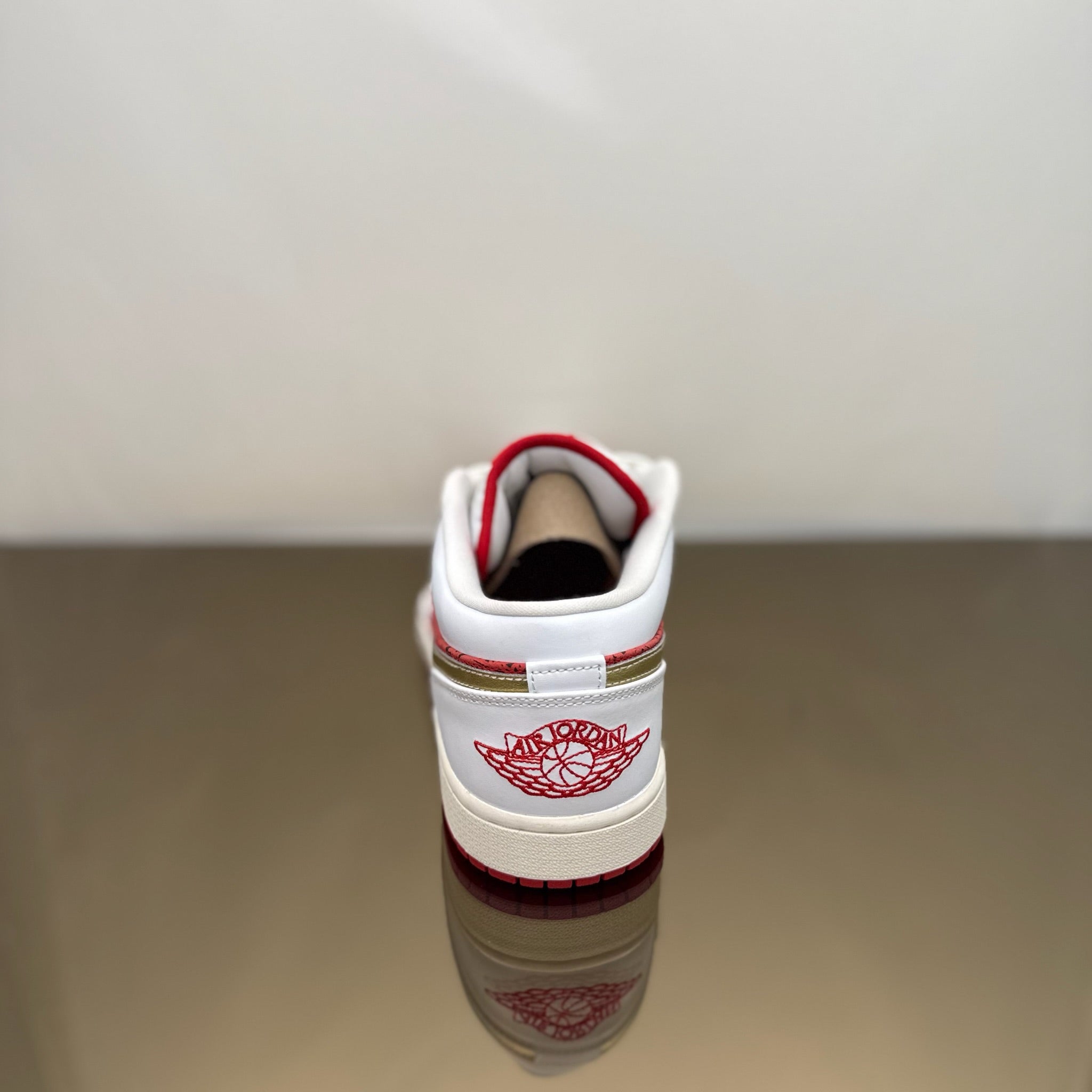 Jordan 1 Low Spades