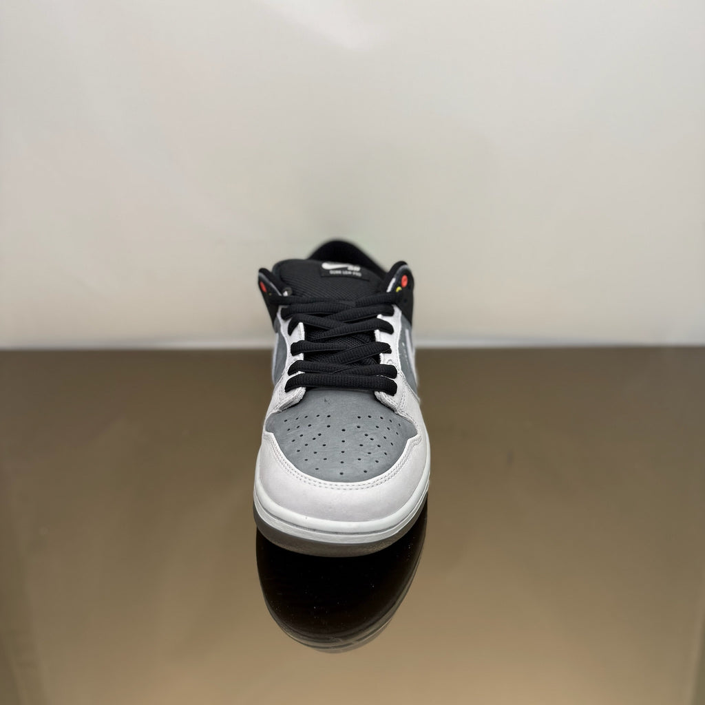 Nike SB Dunk Low VX1000