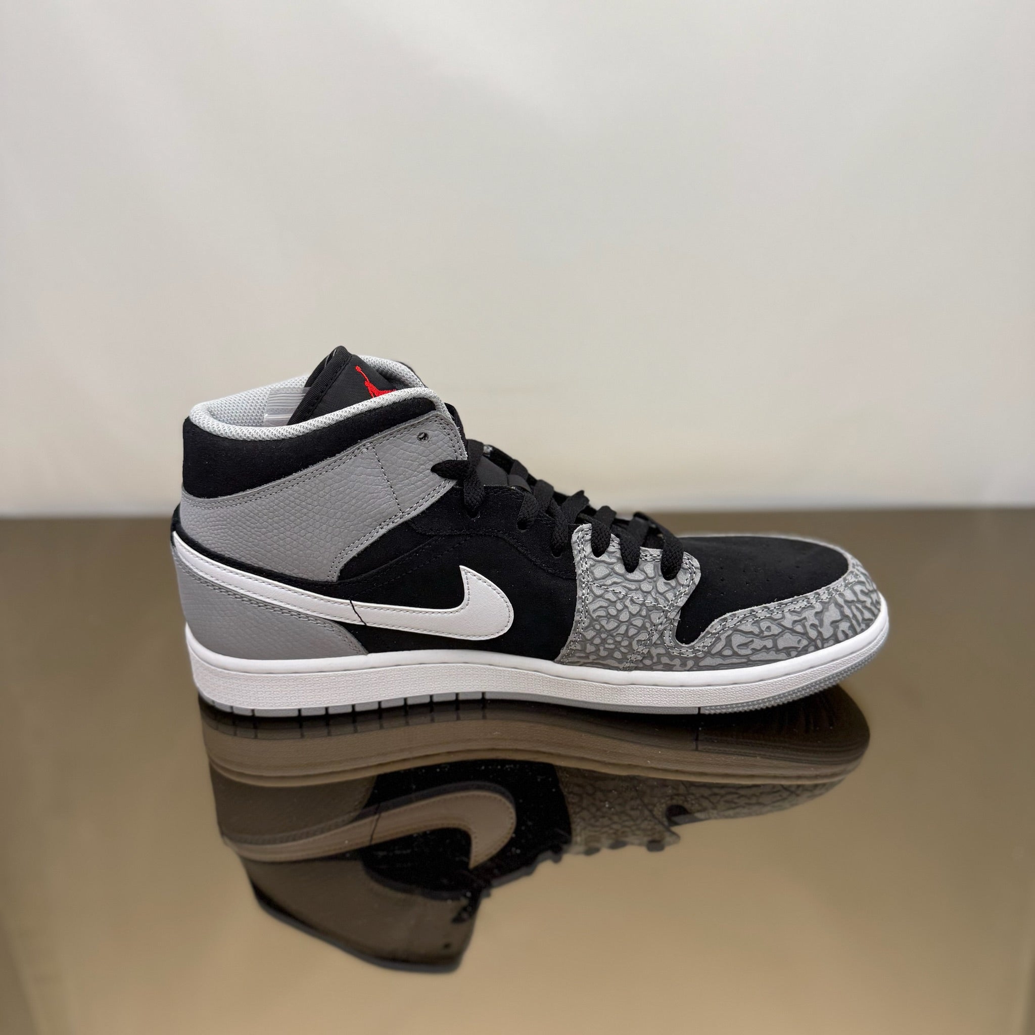 Jordan 1 Mid SE Elephant Print