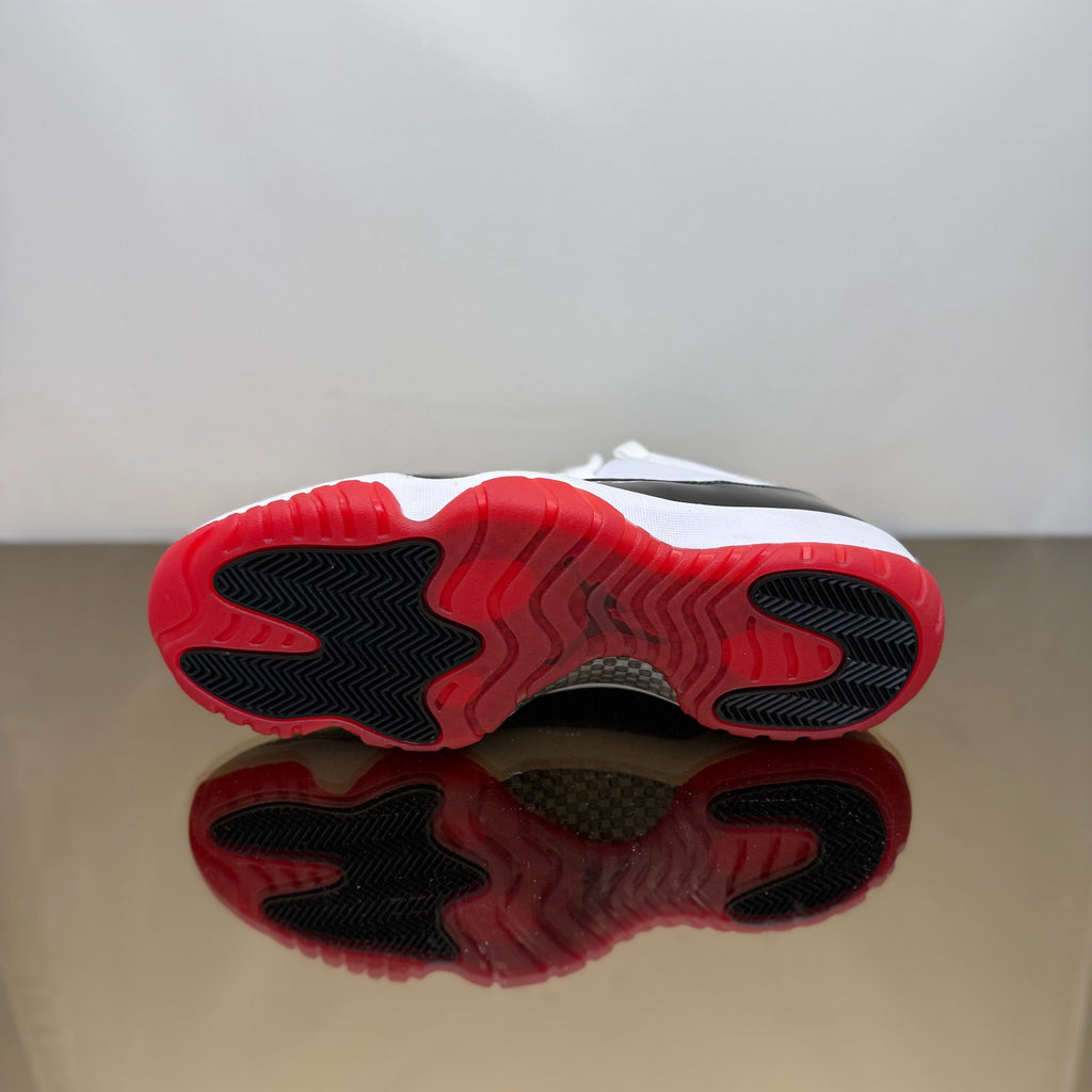 Jordan 11 Retro Low Concord Bred