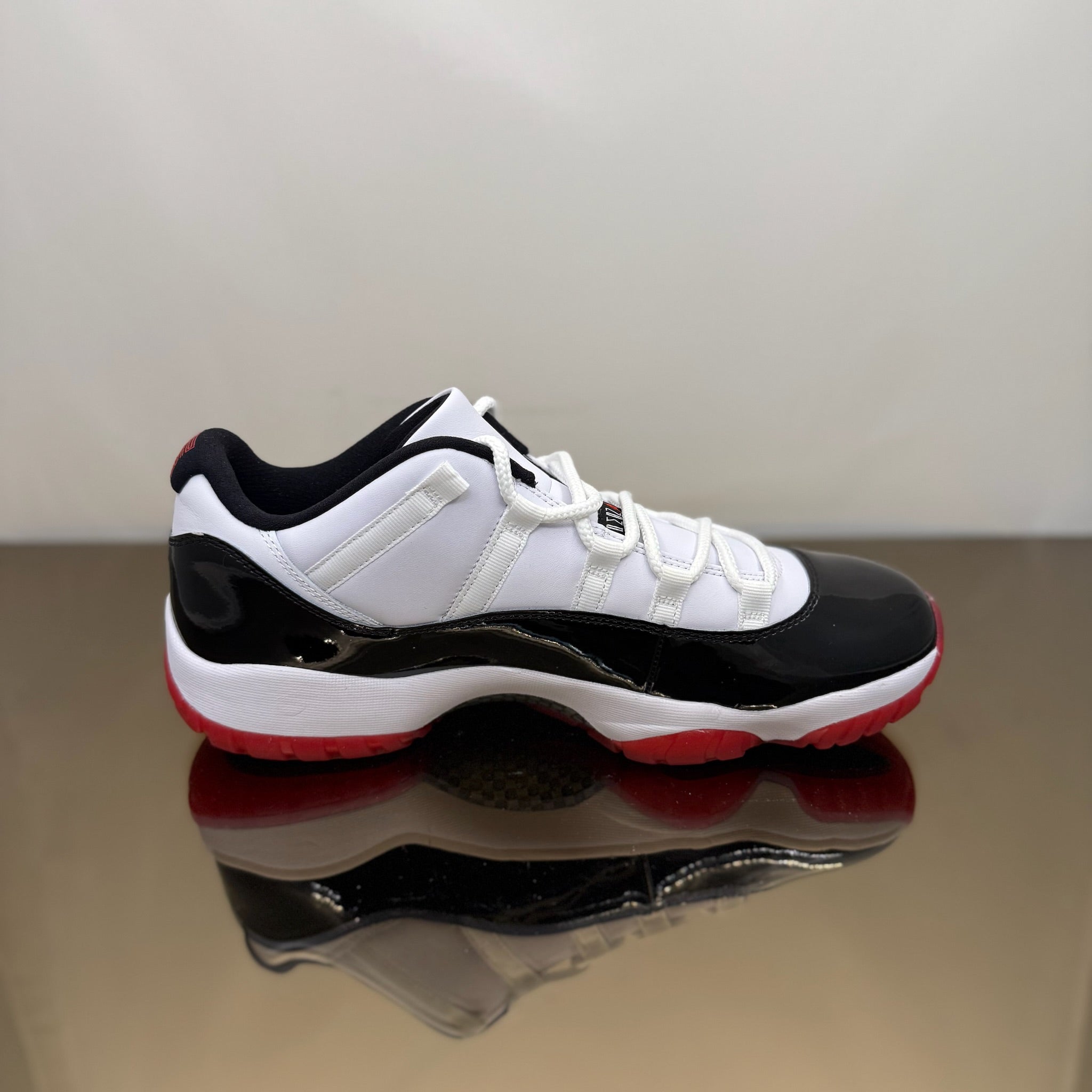 Jordan 11 Retro Low Concord Bred