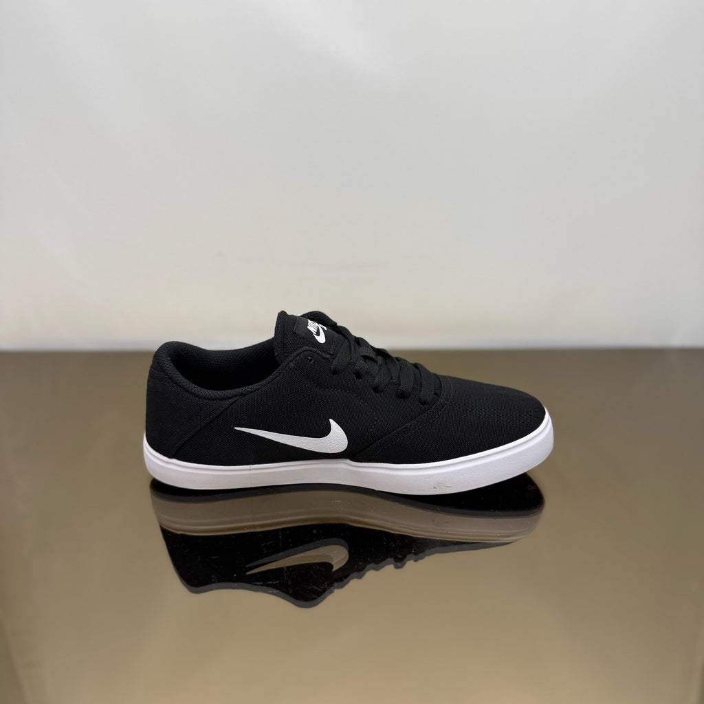 Nike Karo Canvas SB Schwarz