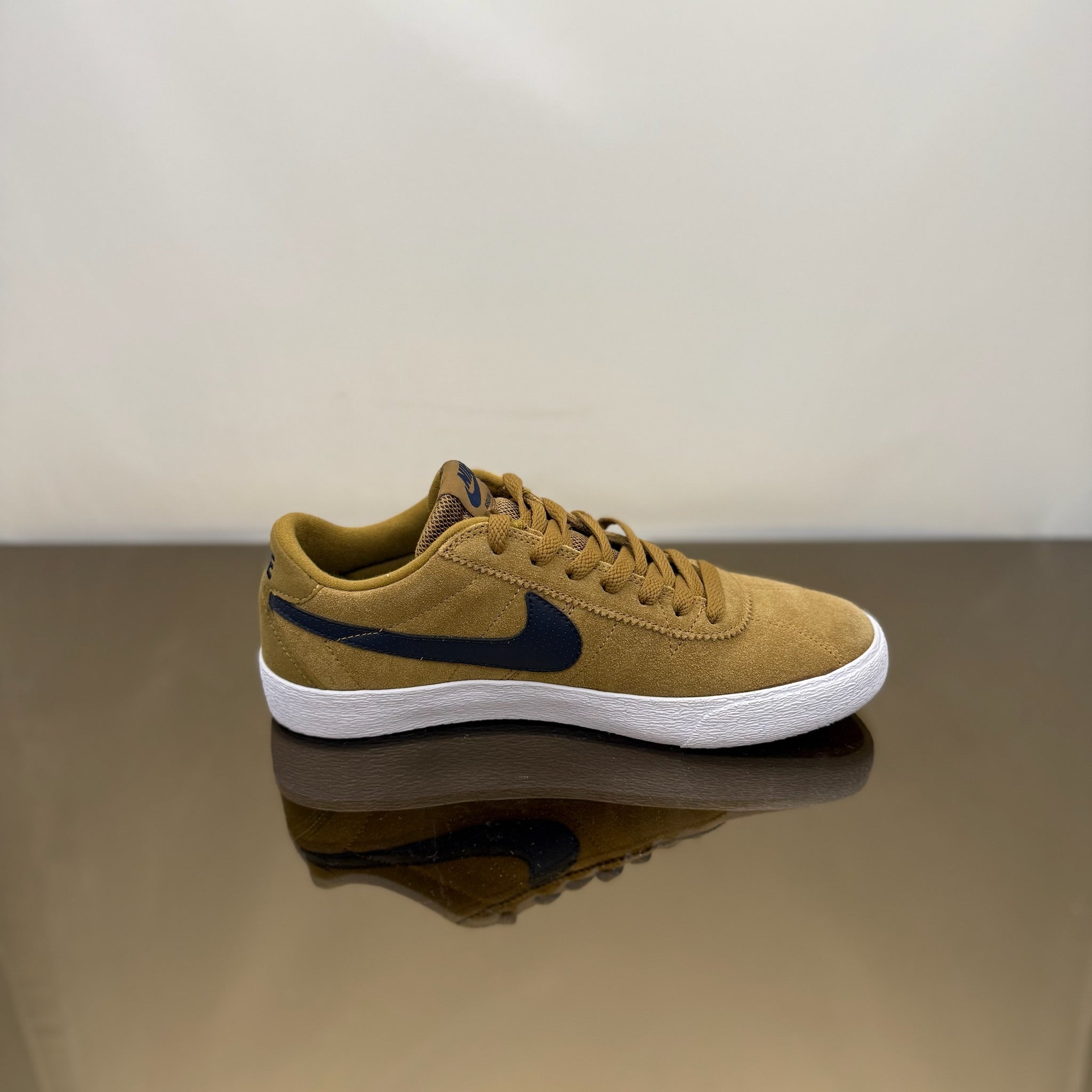 NIKE WMNS SB BRUIN LOW