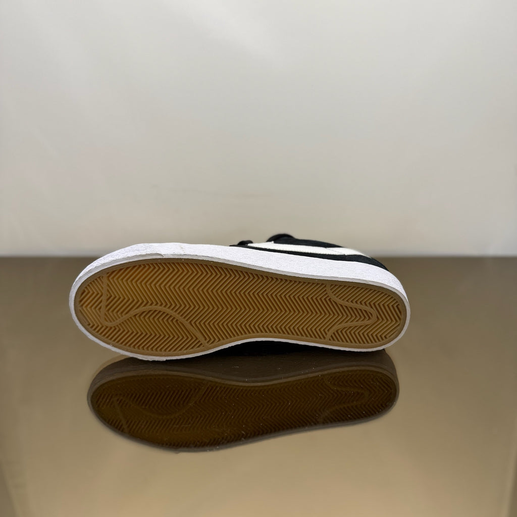Nike SB Zoom Blazer Low XT Schwarz Weiß