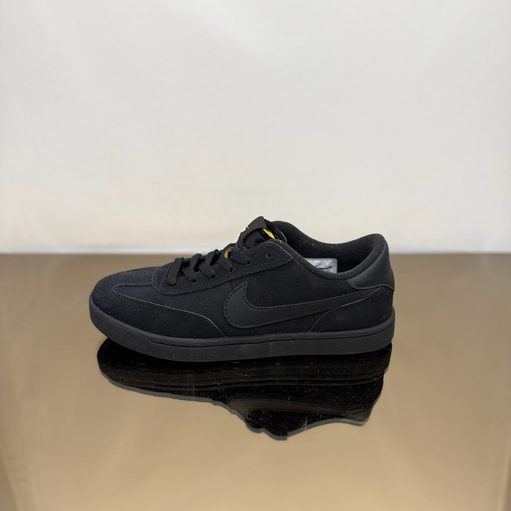 Nike FC Classic SB