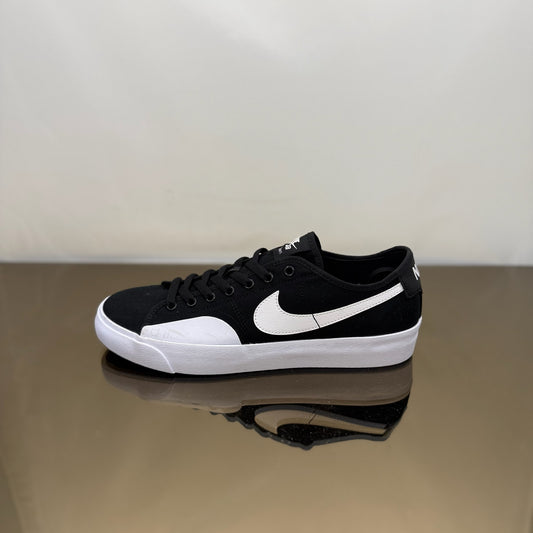 Nike Blazer Court SB