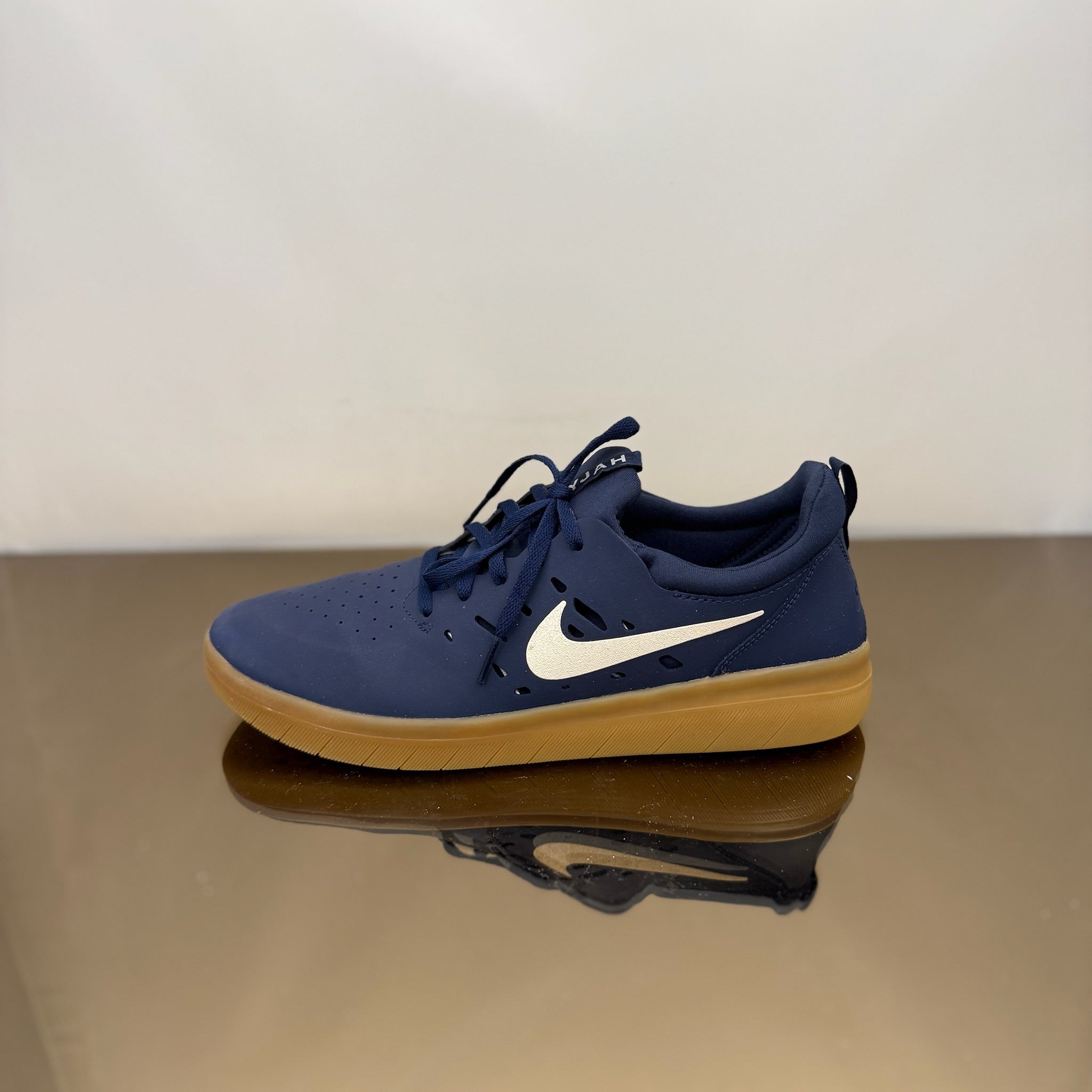 Nike SB Nyjah Free Marineblau Kaugummi