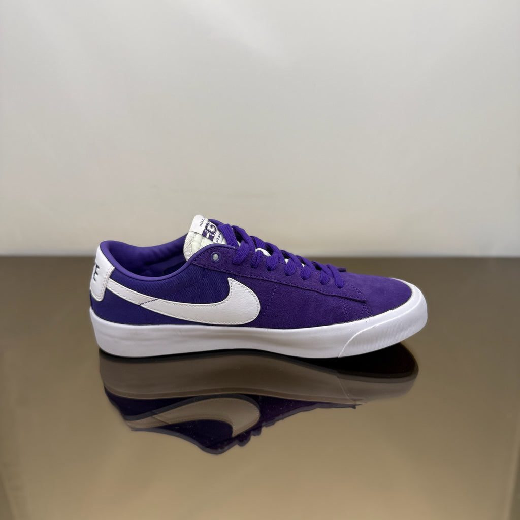 Nike SB Blazer Low GT Varsity Violett