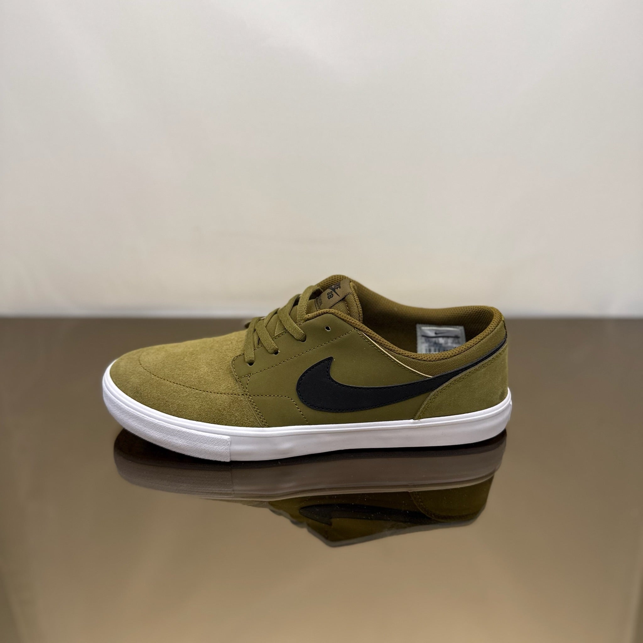 NIKE SB SB BRUIN HYPERFEEL