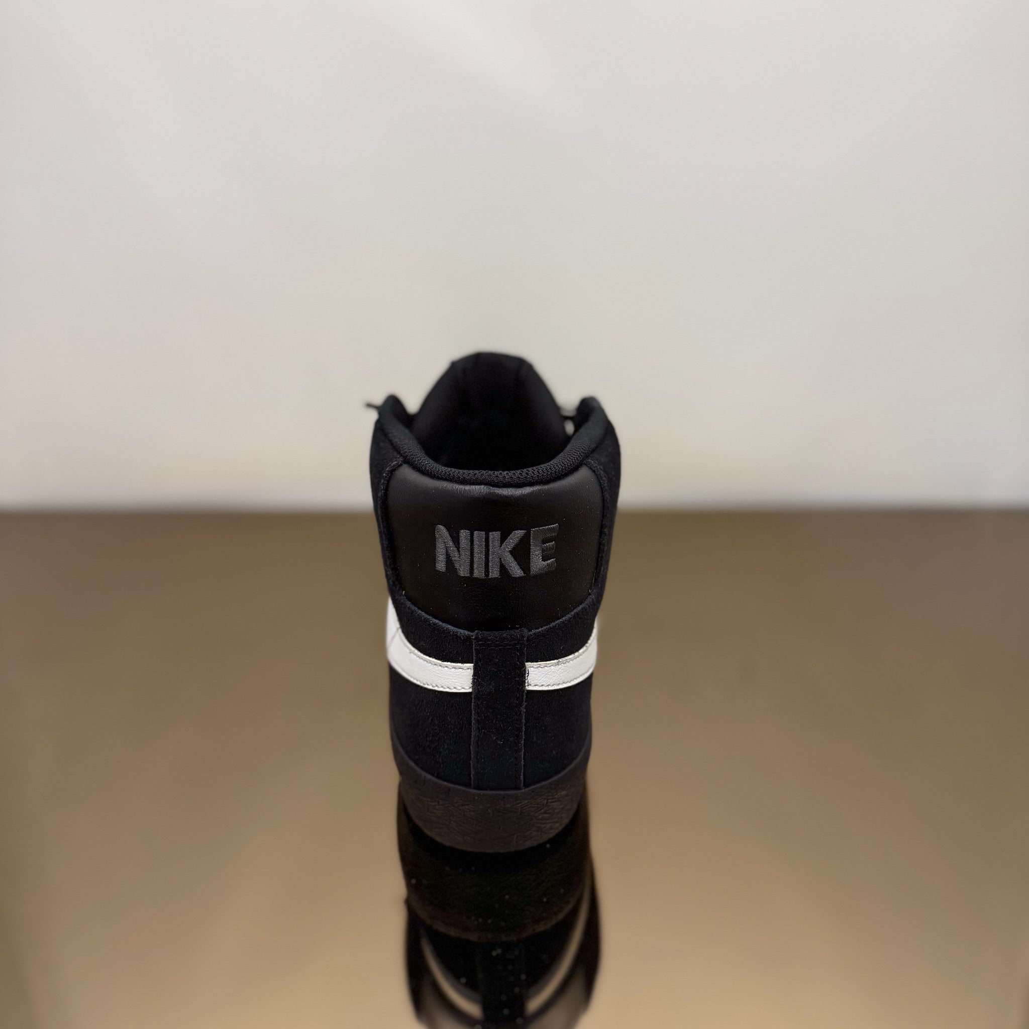 Nike SB Zoom Blazer Mid Schwarz Weiß