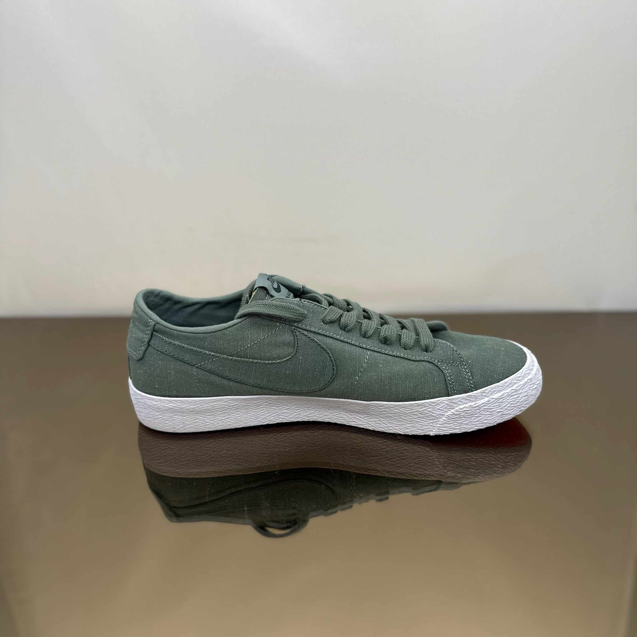Nike SB Blazer Low Canvas Decon
